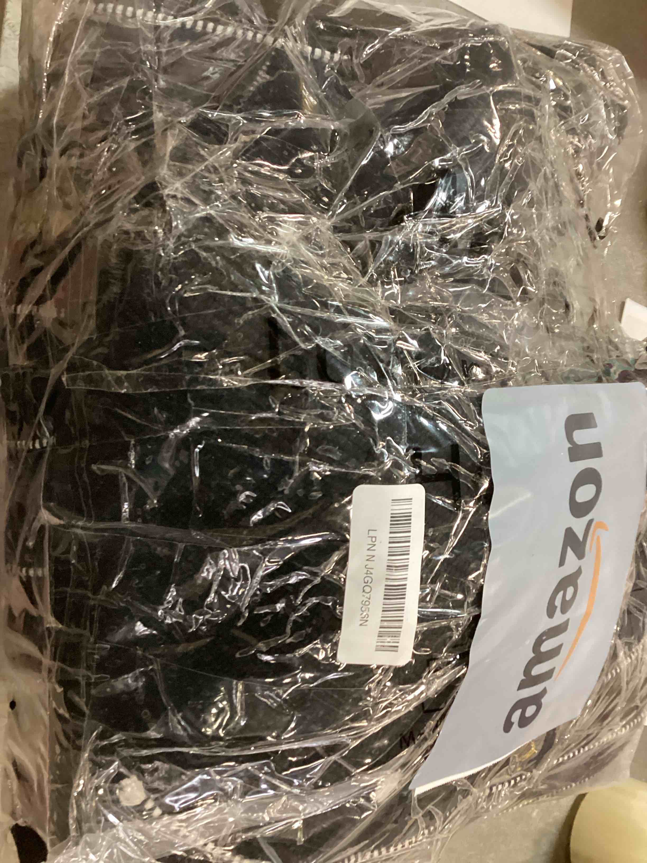 https://s3.amazonaws.com/lotting-images-prod/bidfta/GRA1702620_1736872280382.jpeg