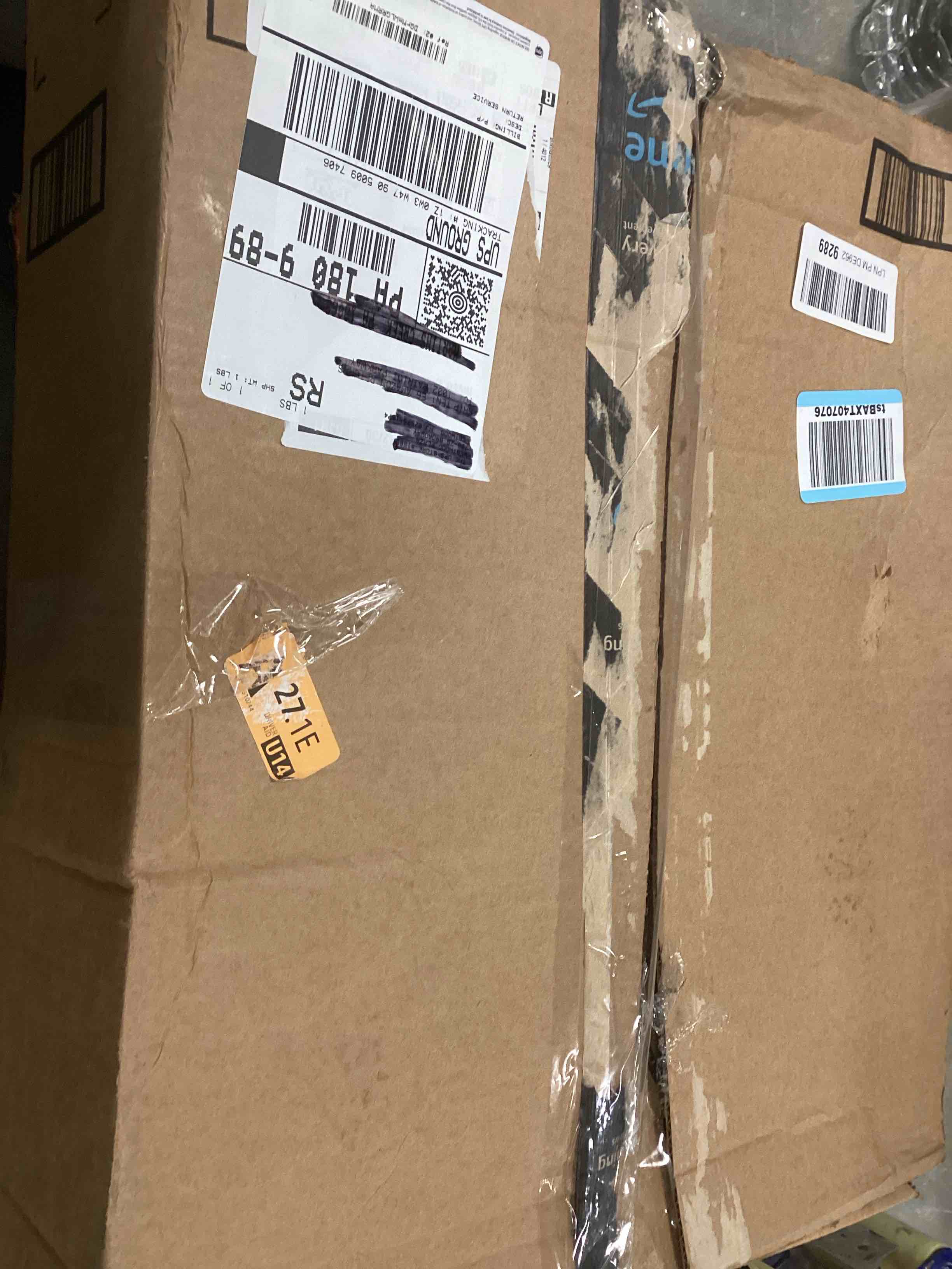 https://s3.amazonaws.com/lotting-images-prod/bidfta/GRA1703264_1737379460752.jpeg