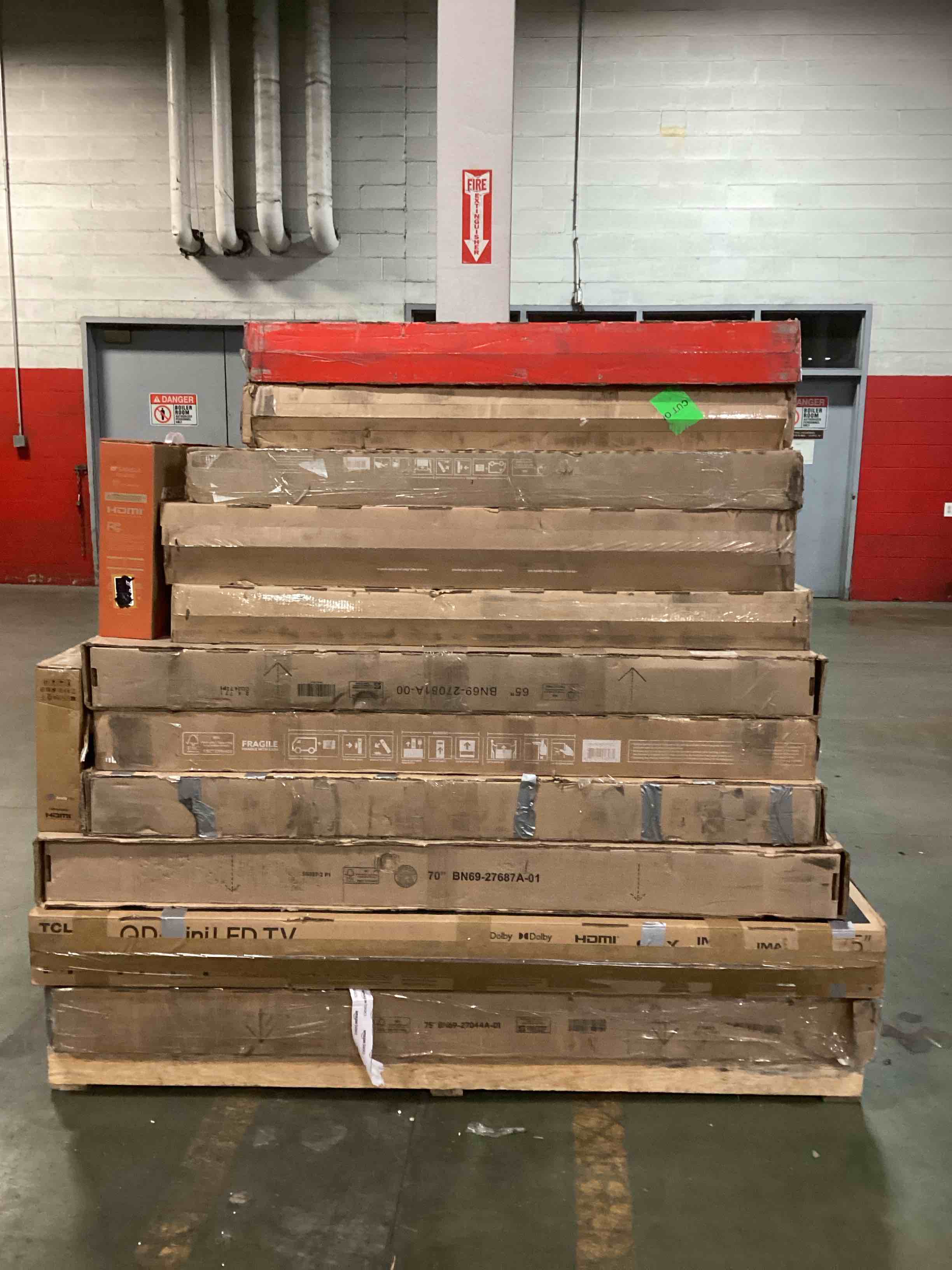pallet of defective electronic for parts
