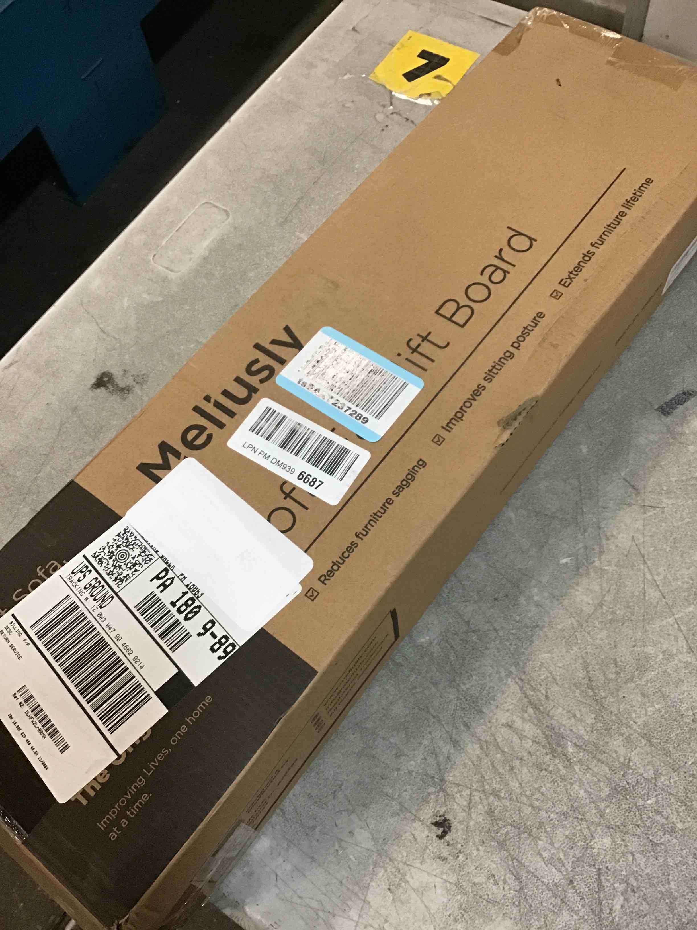 https://s3.amazonaws.com/lotting-images-prod/bidfta/GRA1705120_1735652826496.jpeg