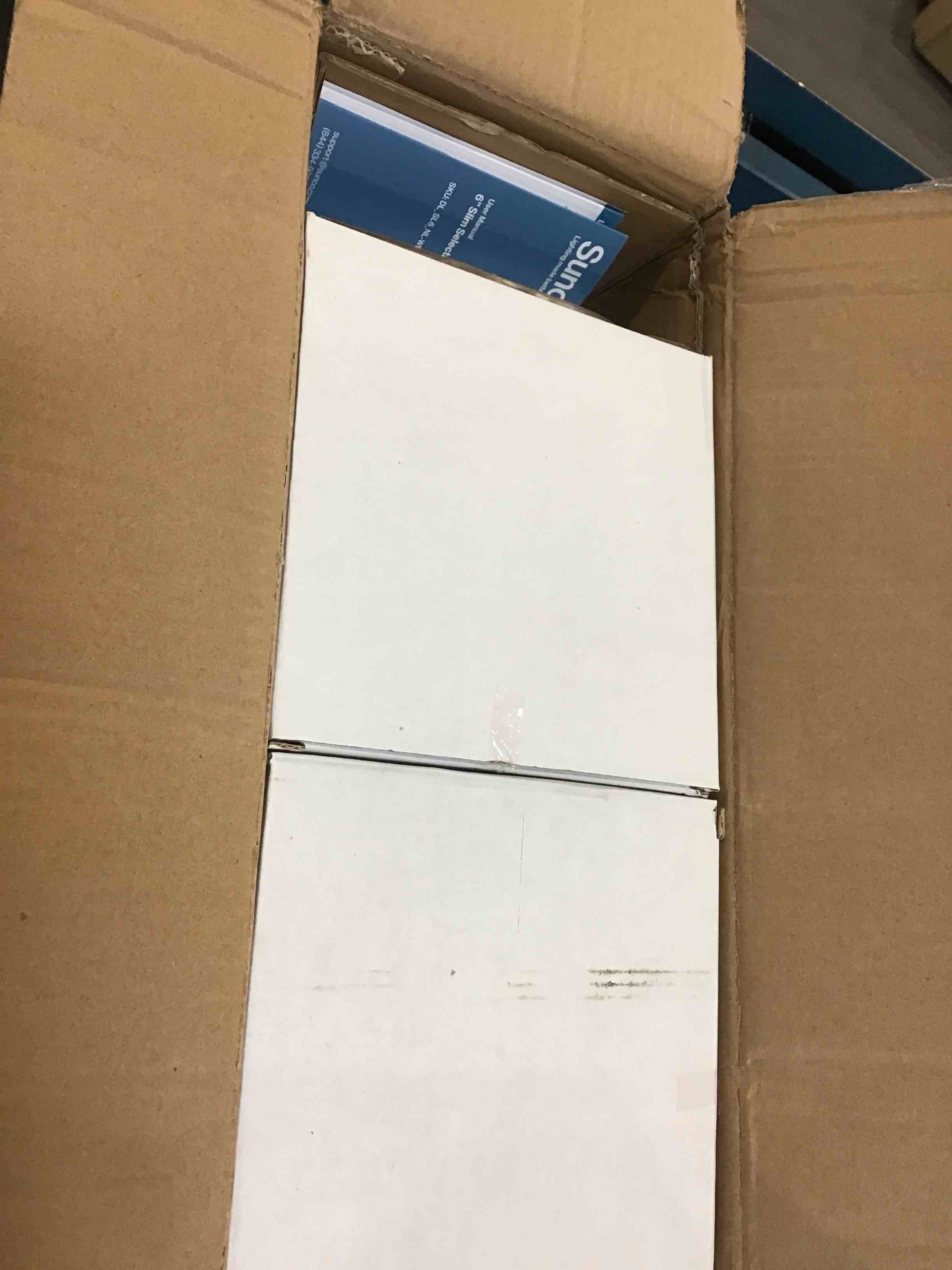 https://s3.amazonaws.com/lotting-images-prod/bidfta/GRA1705312_1735679184543.jpeg