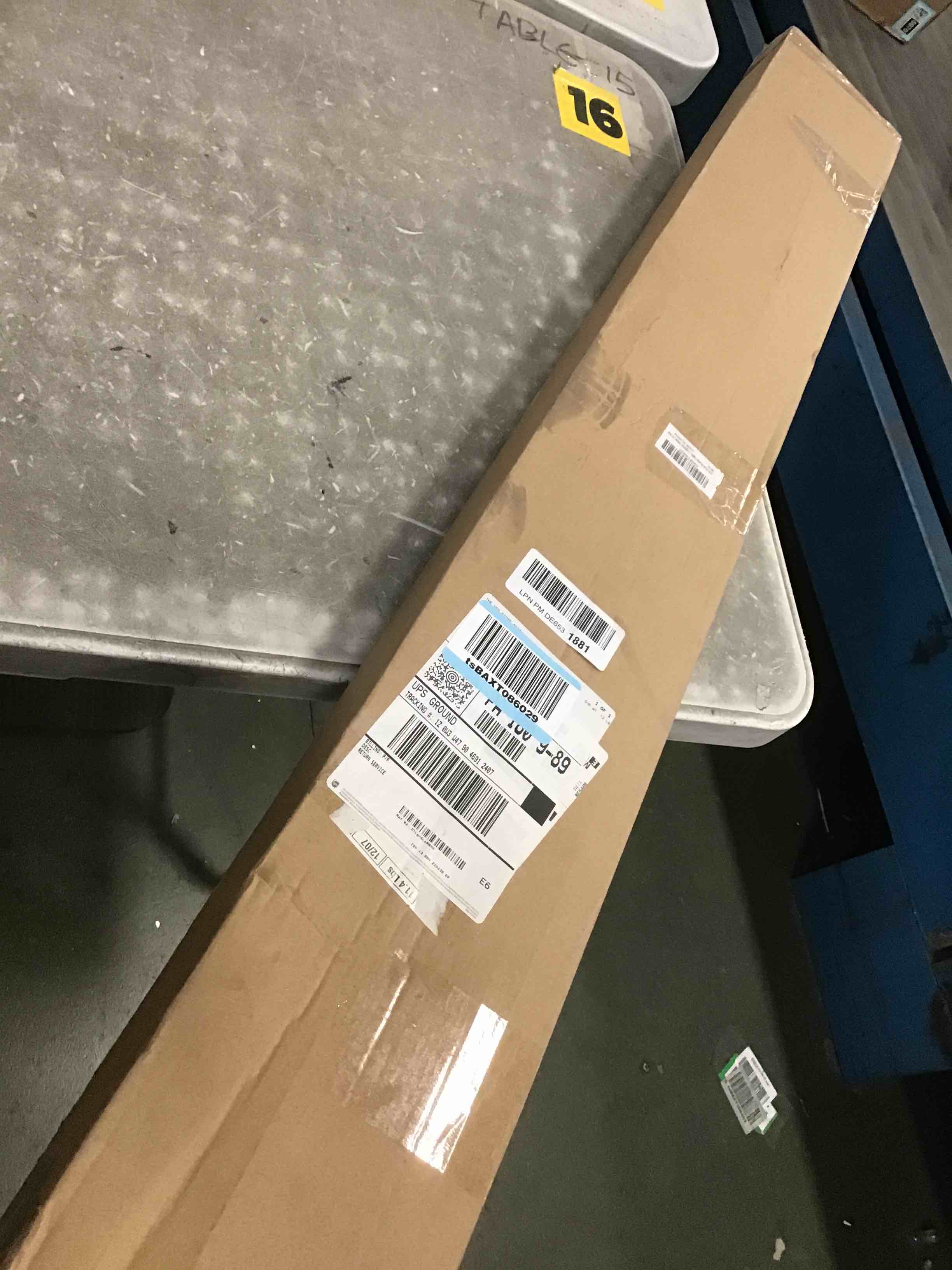 https://s3.amazonaws.com/lotting-images-prod/bidfta/GRA1705903_1736346790017.jpeg