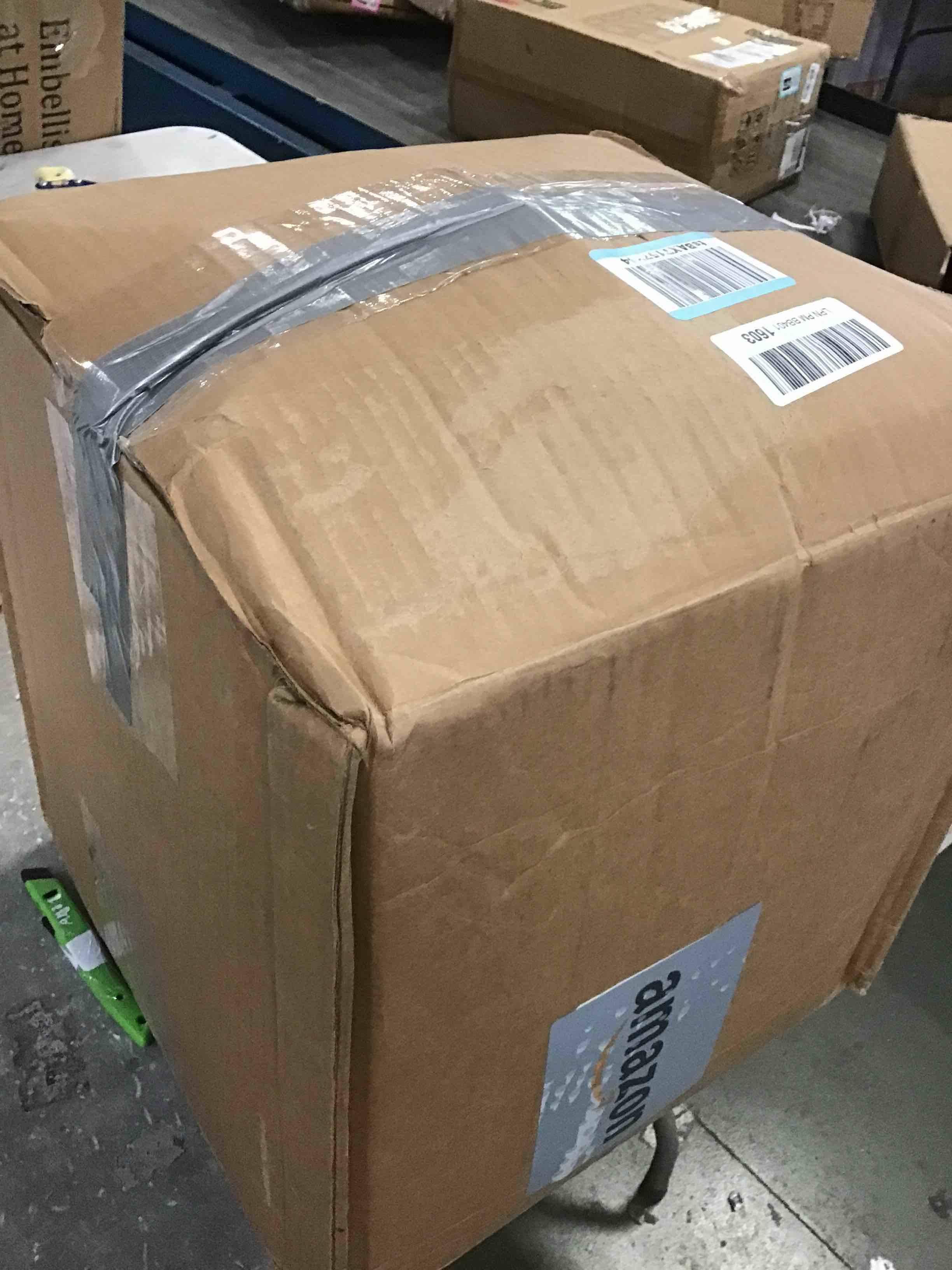 https://s3.amazonaws.com/lotting-images-prod/bidfta/GRA1705917_1736349823162.jpeg