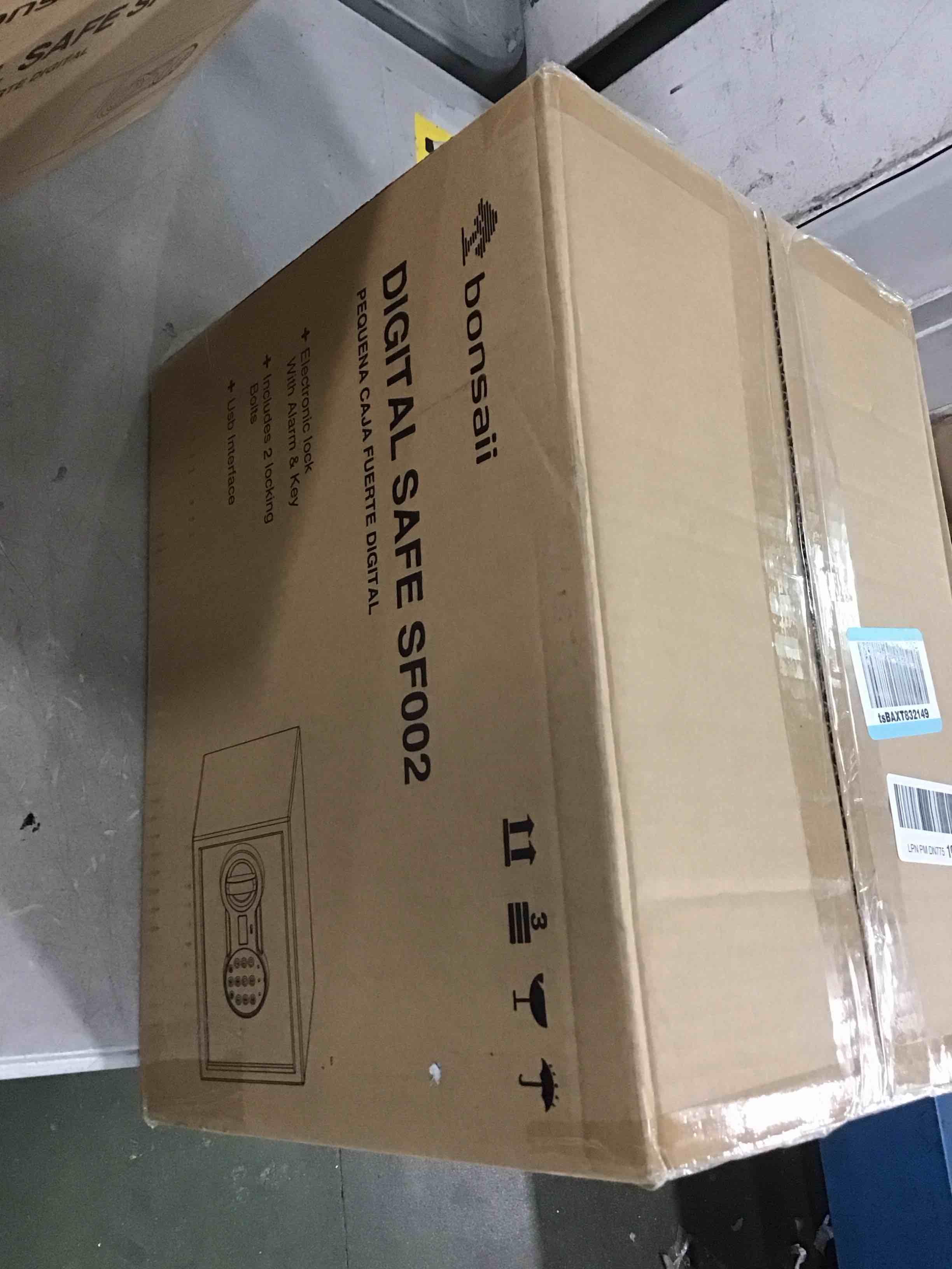 https://s3.amazonaws.com/lotting-images-prod/bidfta/GRA1706424_1736542117712.jpeg