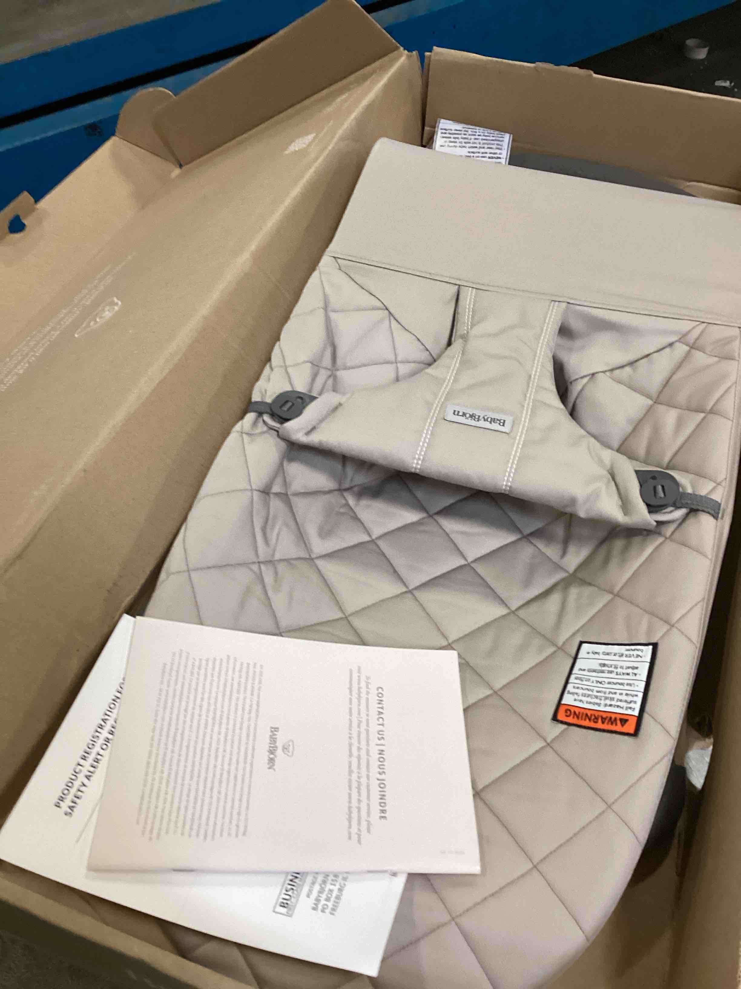 https://s3.amazonaws.com/lotting-images-prod/bidfta/GRA1707246_1736965672855.jpeg