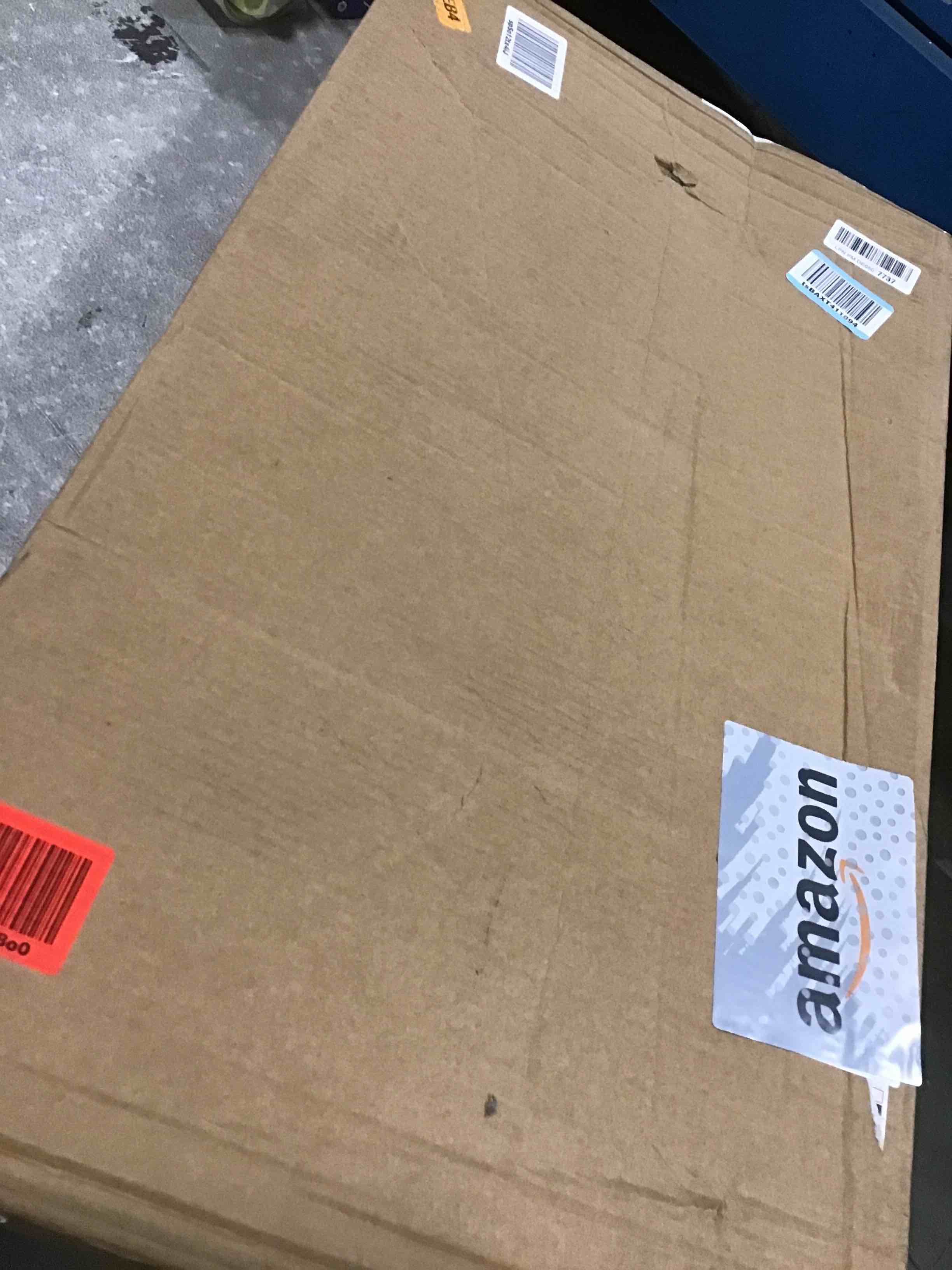 https://s3.amazonaws.com/lotting-images-prod/bidfta/GRA1707333_1737034148112.jpeg