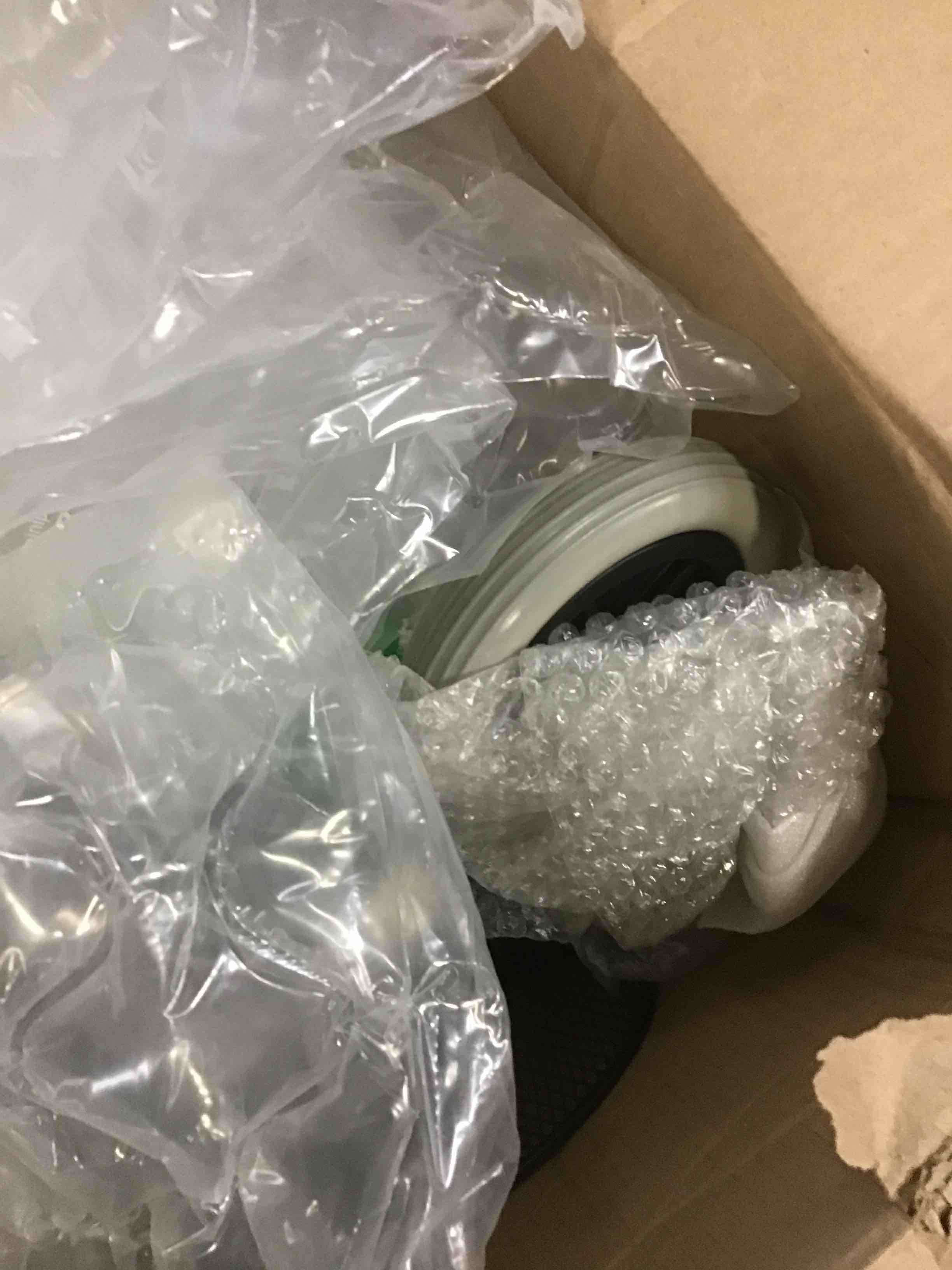 https://s3.amazonaws.com/lotting-images-prod/bidfta/GRA1707426_1737045053318.jpeg