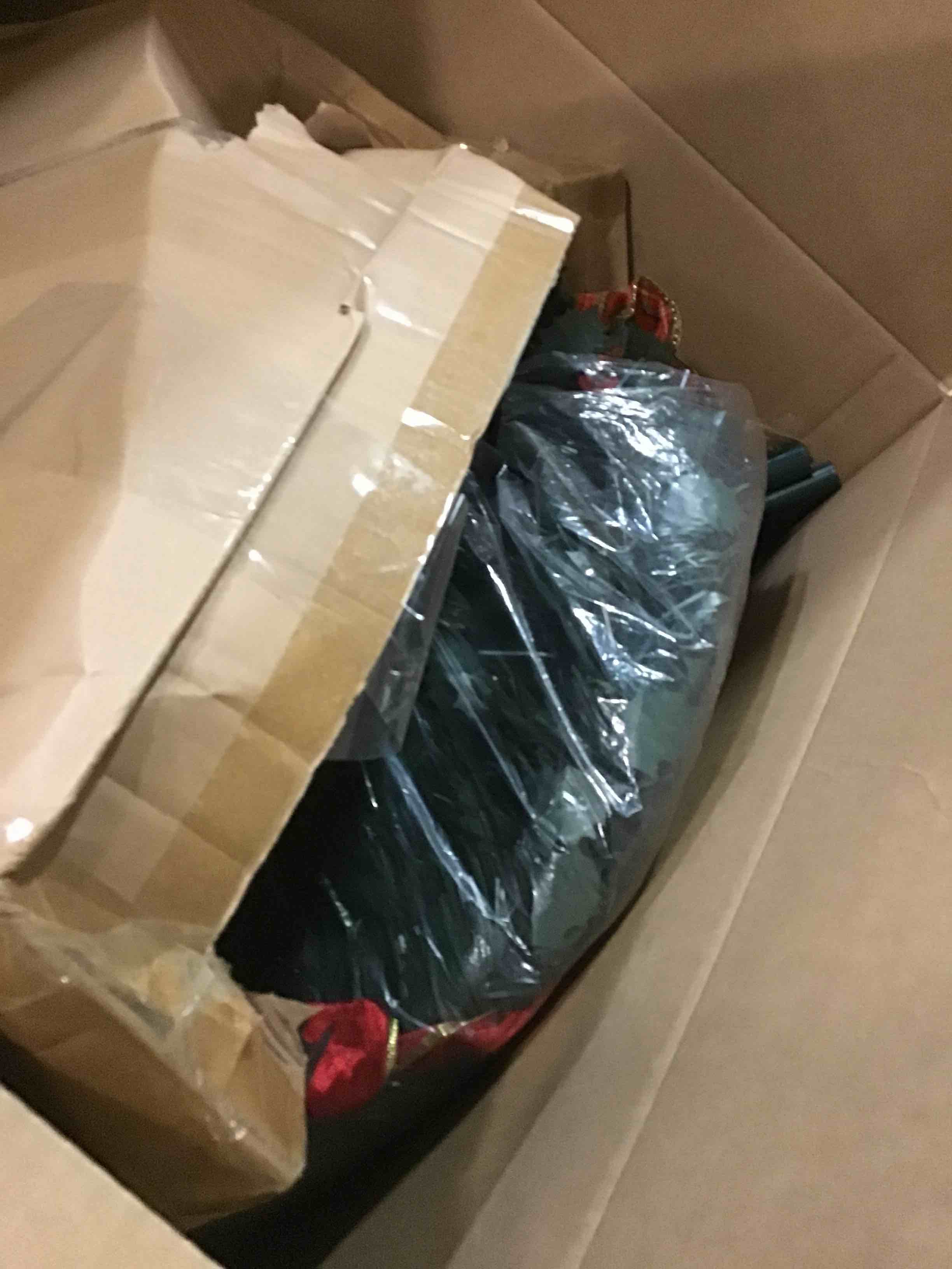 https://s3.amazonaws.com/lotting-images-prod/bidfta/GRA1707593_1737122055499.jpeg