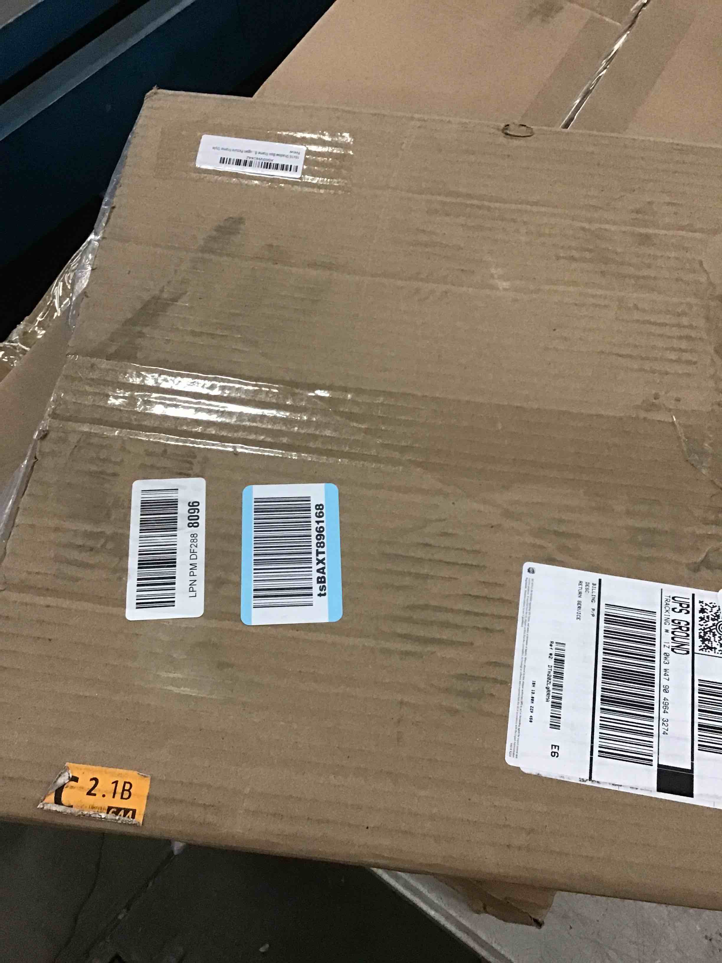 https://s3.amazonaws.com/lotting-images-prod/bidfta/GRA1707620_1737124344737.jpeg