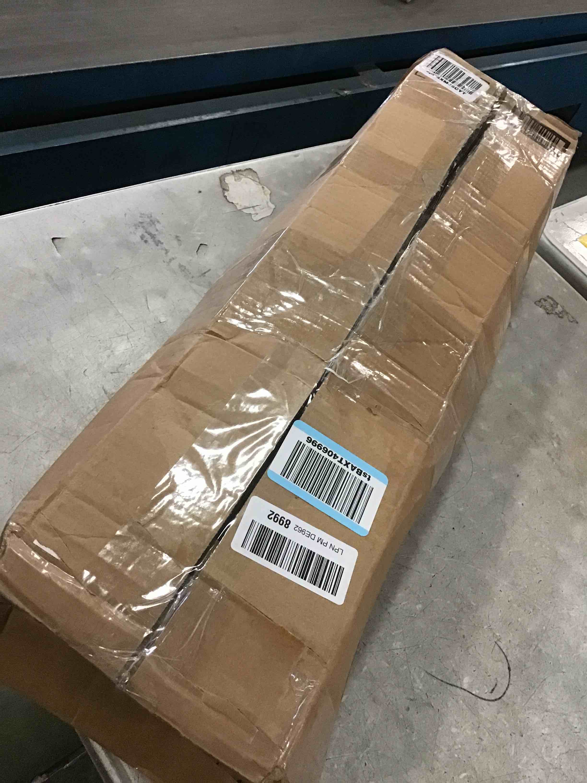 https://s3.amazonaws.com/lotting-images-prod/bidfta/GRA1707786_1737147138355.jpeg