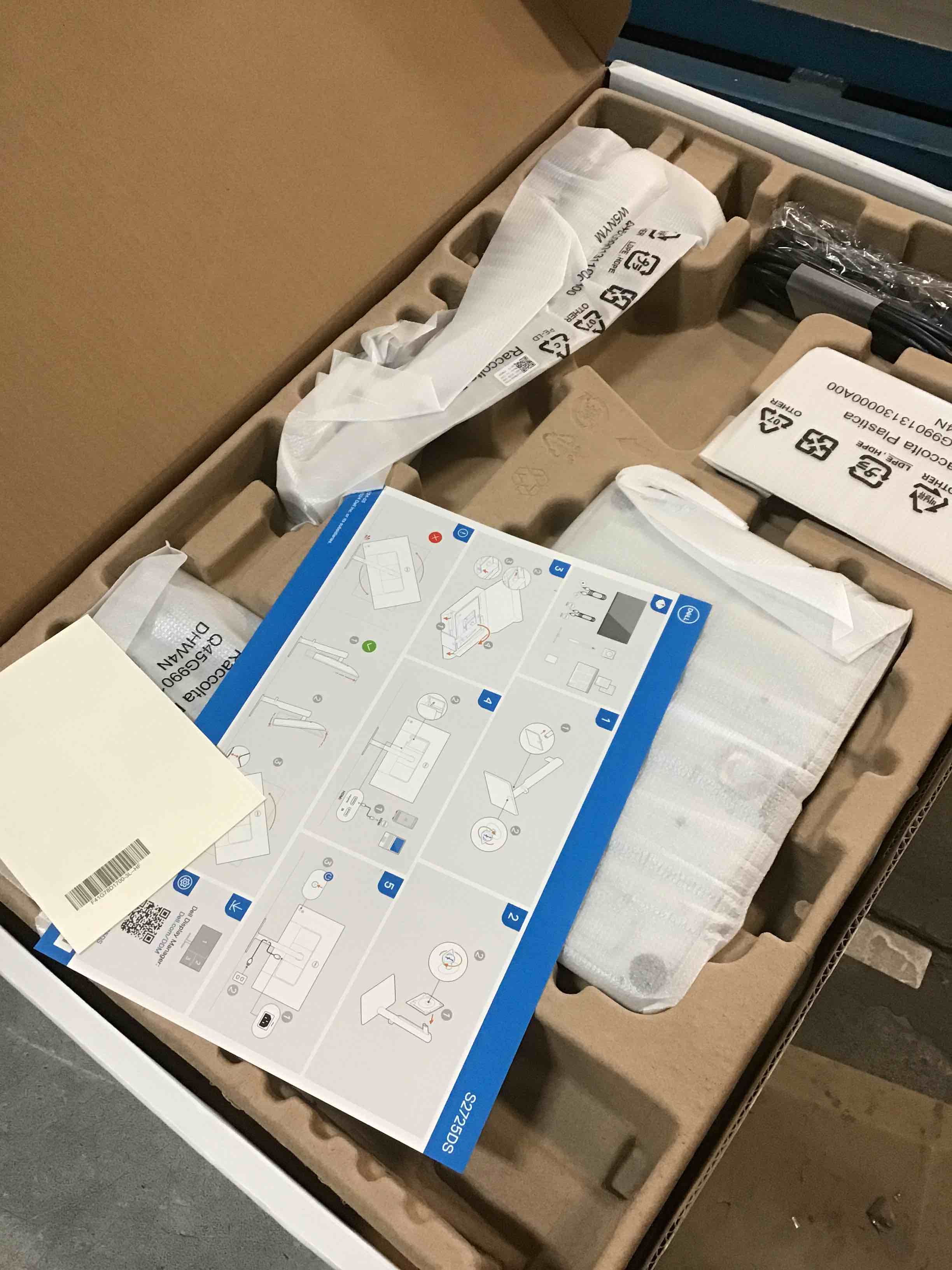 https://s3.amazonaws.com/lotting-images-prod/bidfta/GRA1707950_1737397084469.jpeg