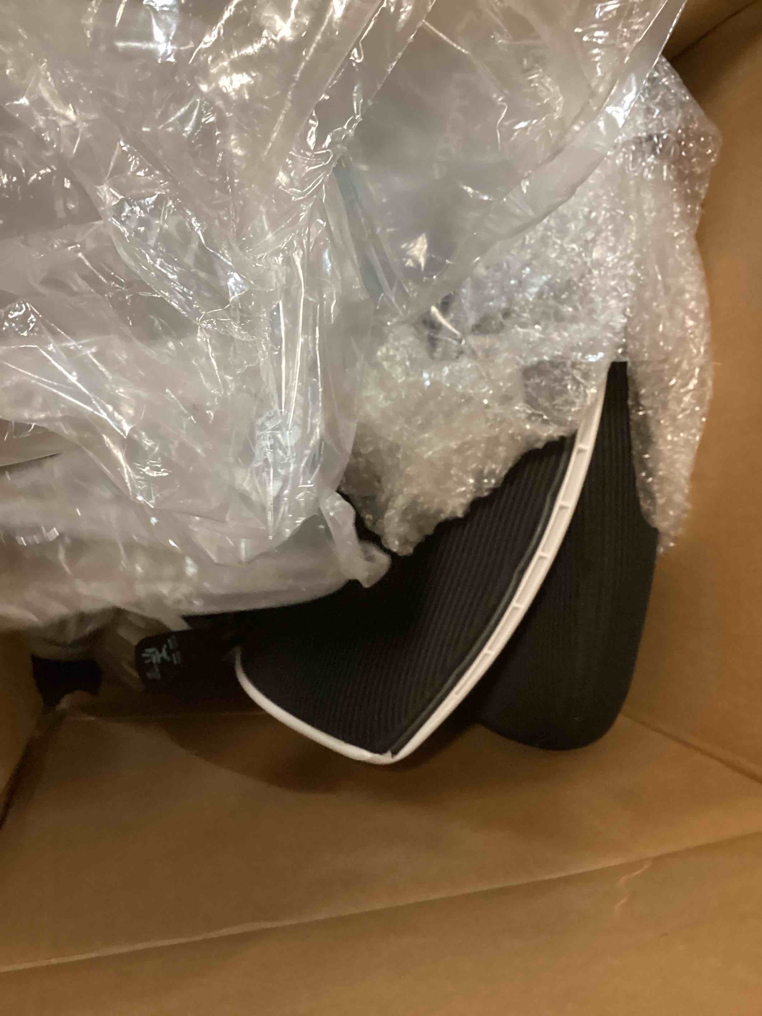 https://s3.amazonaws.com/lotting-images-prod/bidfta/GRA1708113_1734613901462.jpeg
