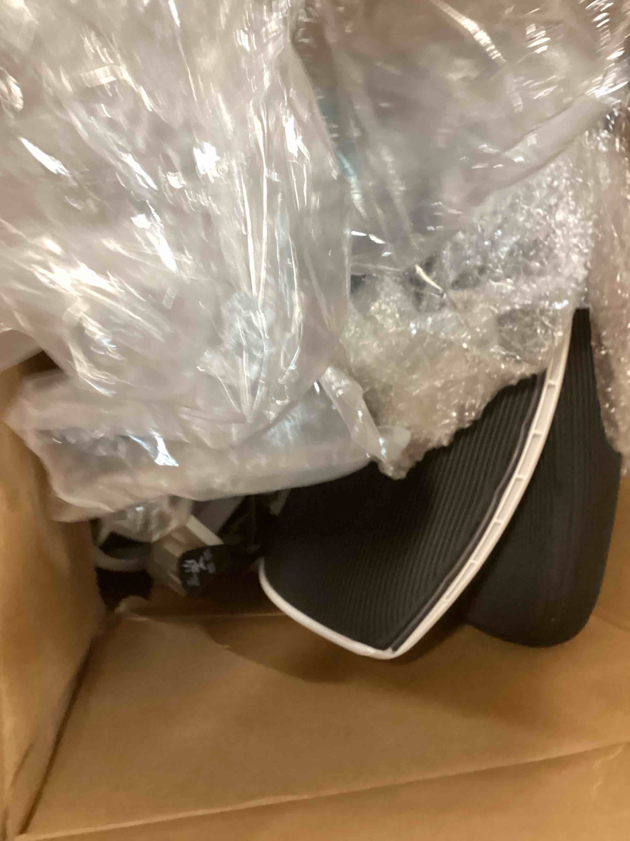 https://s3.amazonaws.com/lotting-images-prod/bidfta/GRA1708113_1734613902773.jpeg