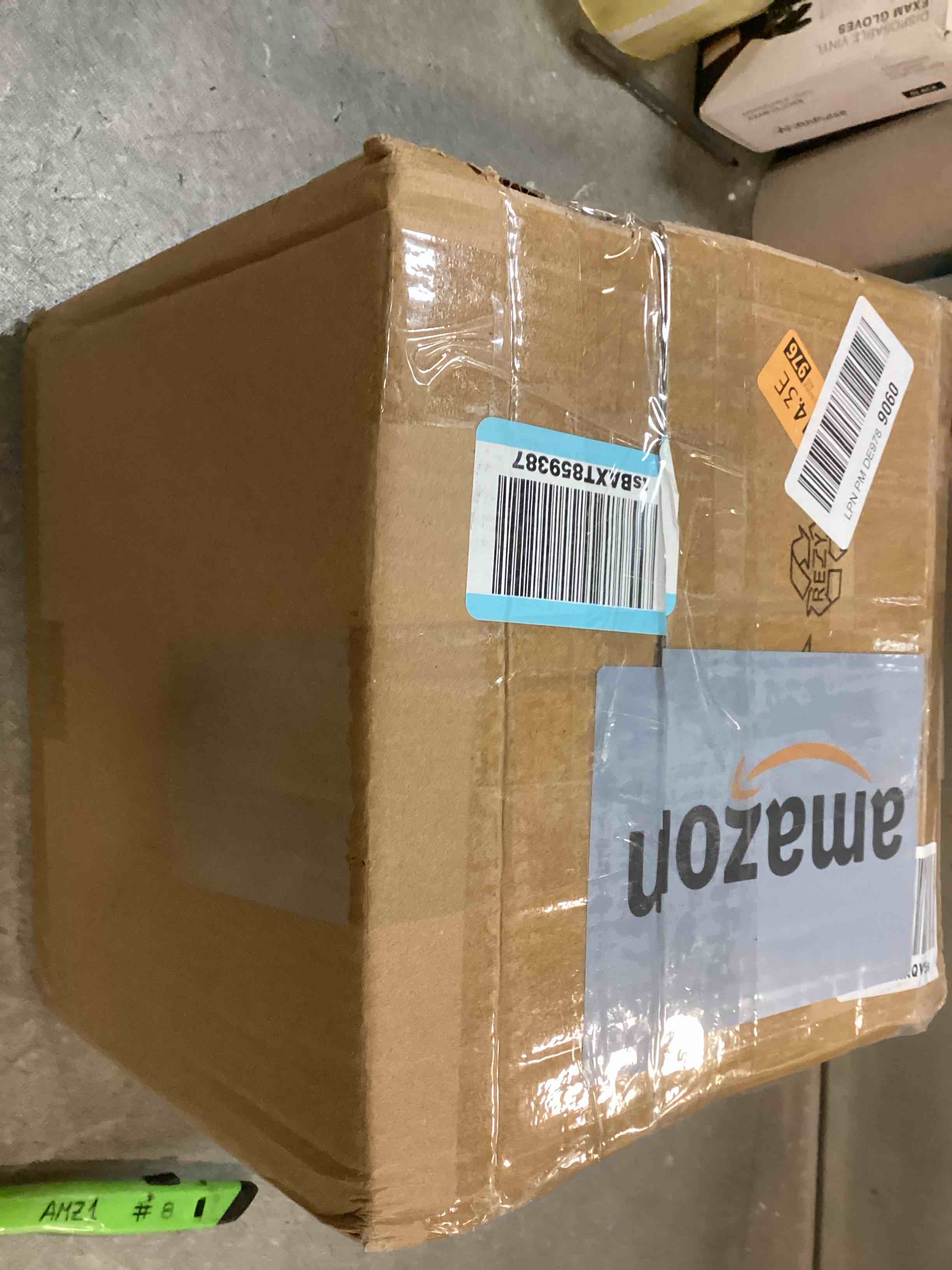 https://s3.amazonaws.com/lotting-images-prod/bidfta/GRA1708193_1734622092873.jpeg