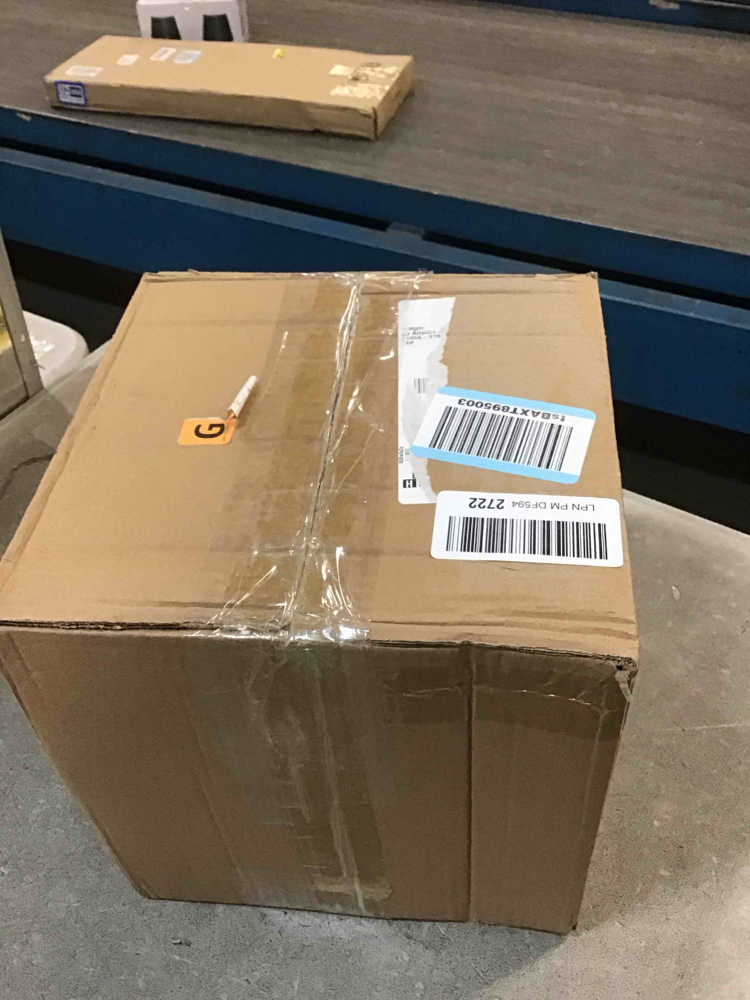 https://s3.amazonaws.com/lotting-images-prod/bidfta/GRA1708389_1734655846384.jpeg