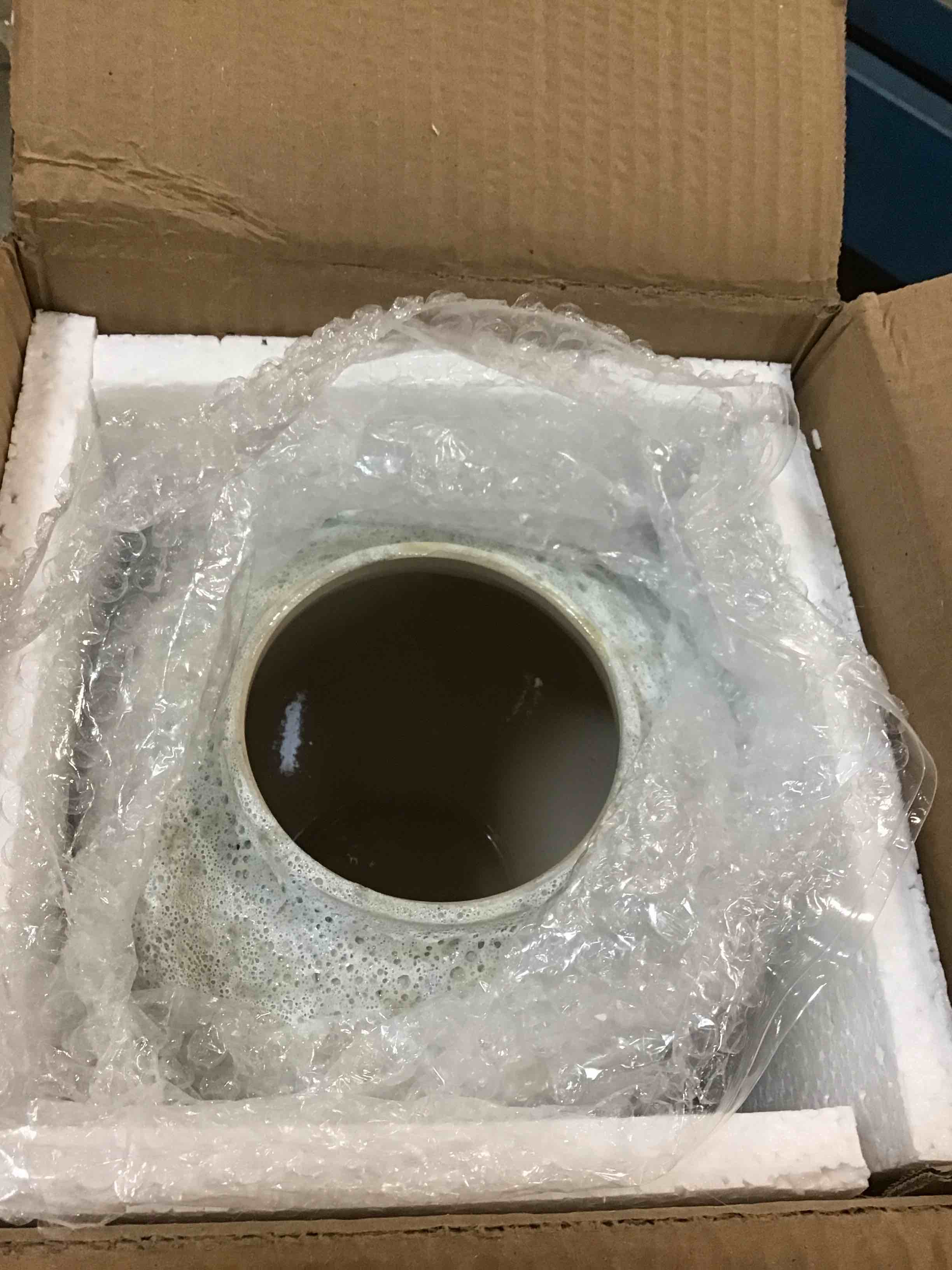 https://s3.amazonaws.com/lotting-images-prod/bidfta/GRA1708389_1734655875045.jpeg