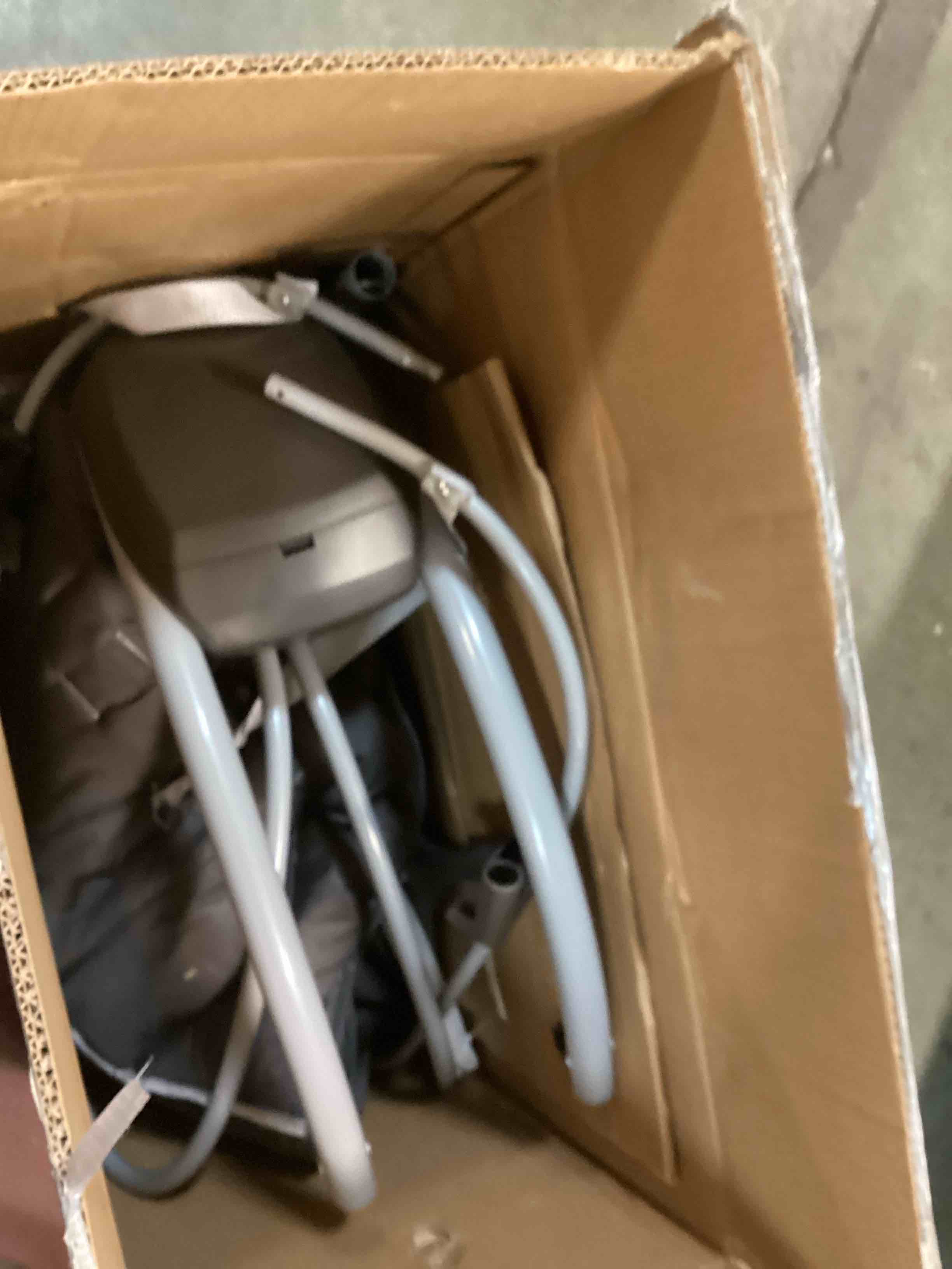 https://s3.amazonaws.com/lotting-images-prod/bidfta/GRA1708454_1734703648652.jpeg