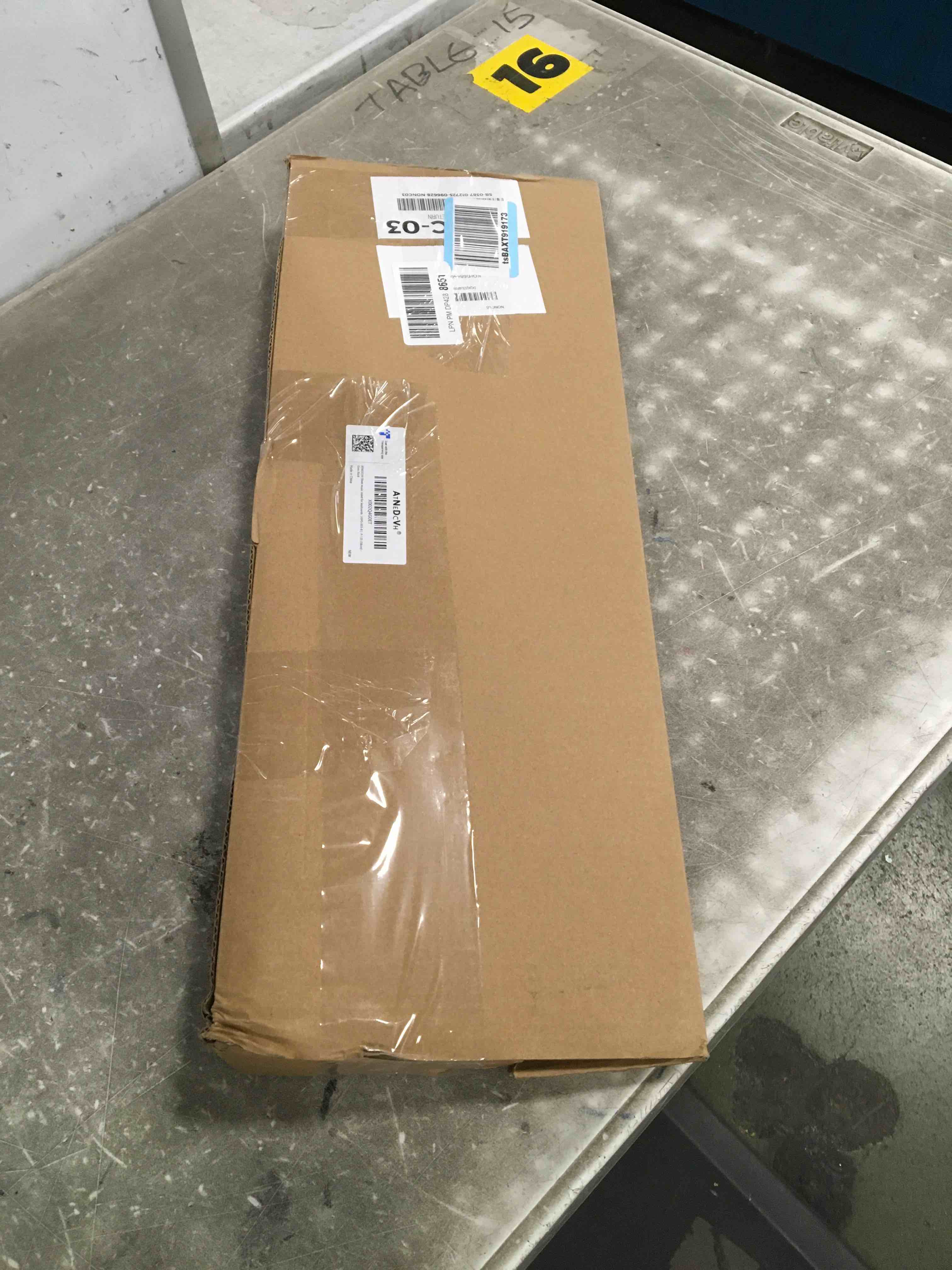 https://s3.amazonaws.com/lotting-images-prod/bidfta/GRA1709634_1741179633601.jpeg