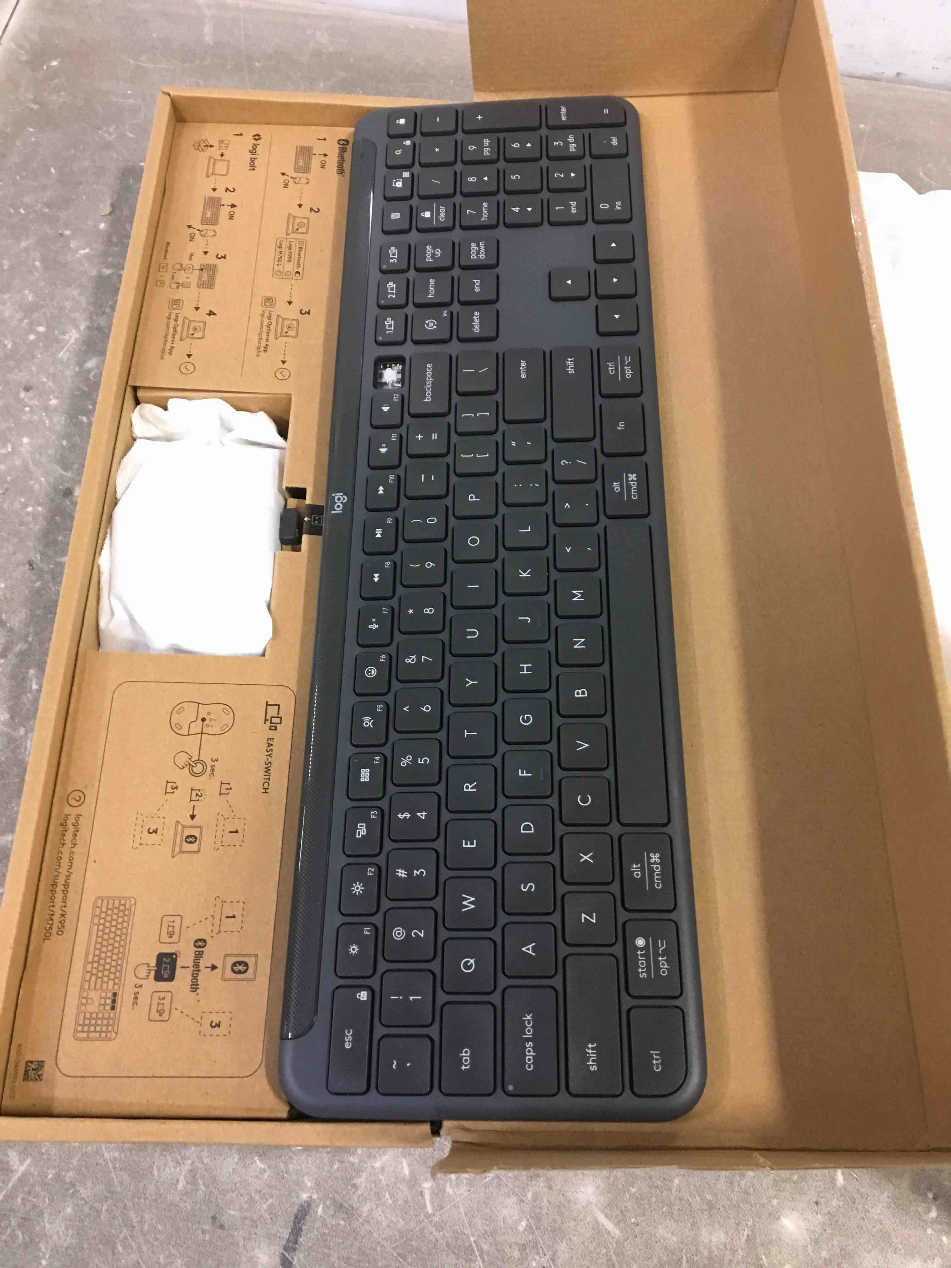 https://s3.amazonaws.com/lotting-images-prod/bidfta/GRA1709670_1741184481019.jpeg