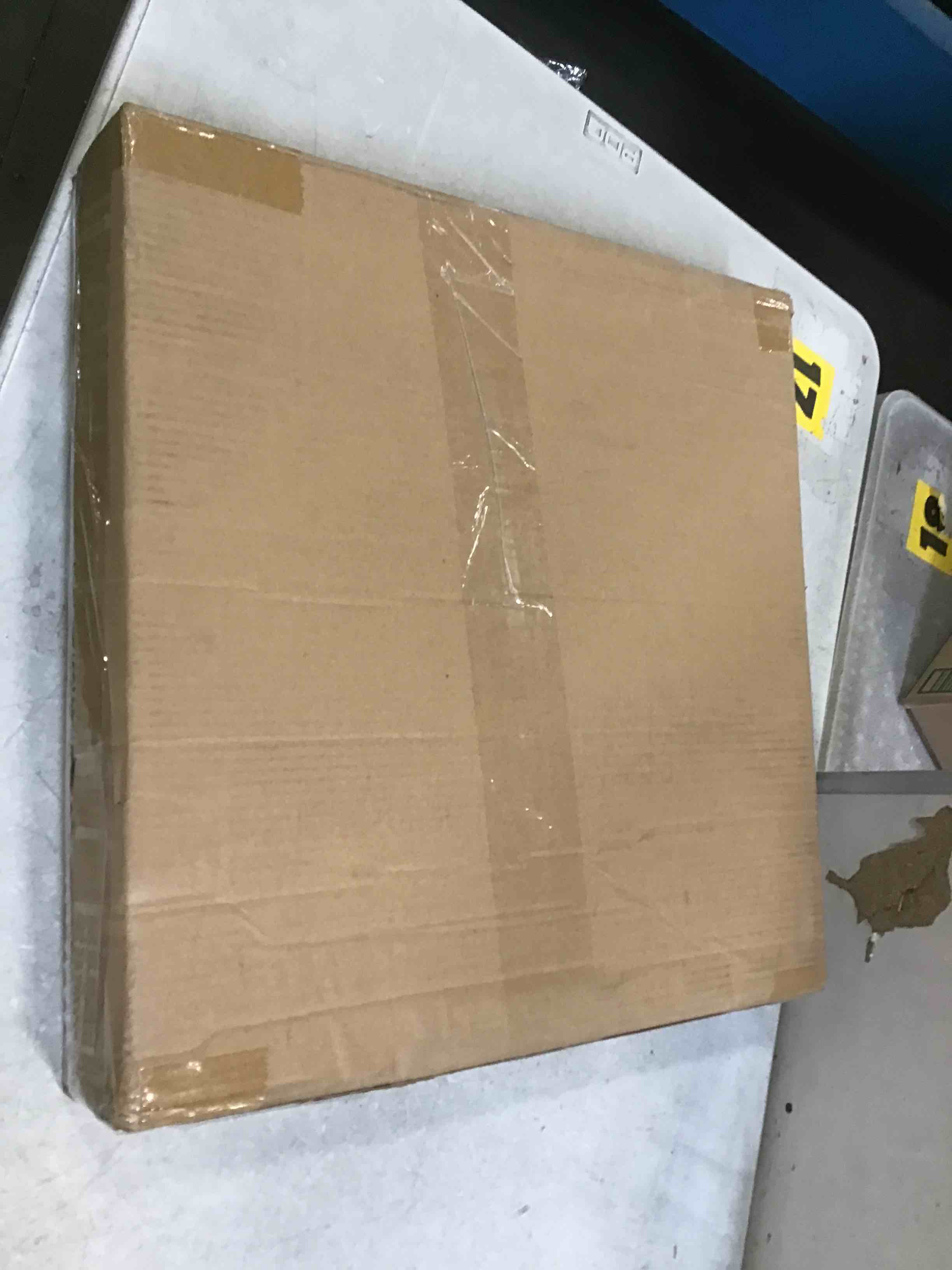 https://s3.amazonaws.com/lotting-images-prod/bidfta/GRA1710026_1741290523846.jpeg
