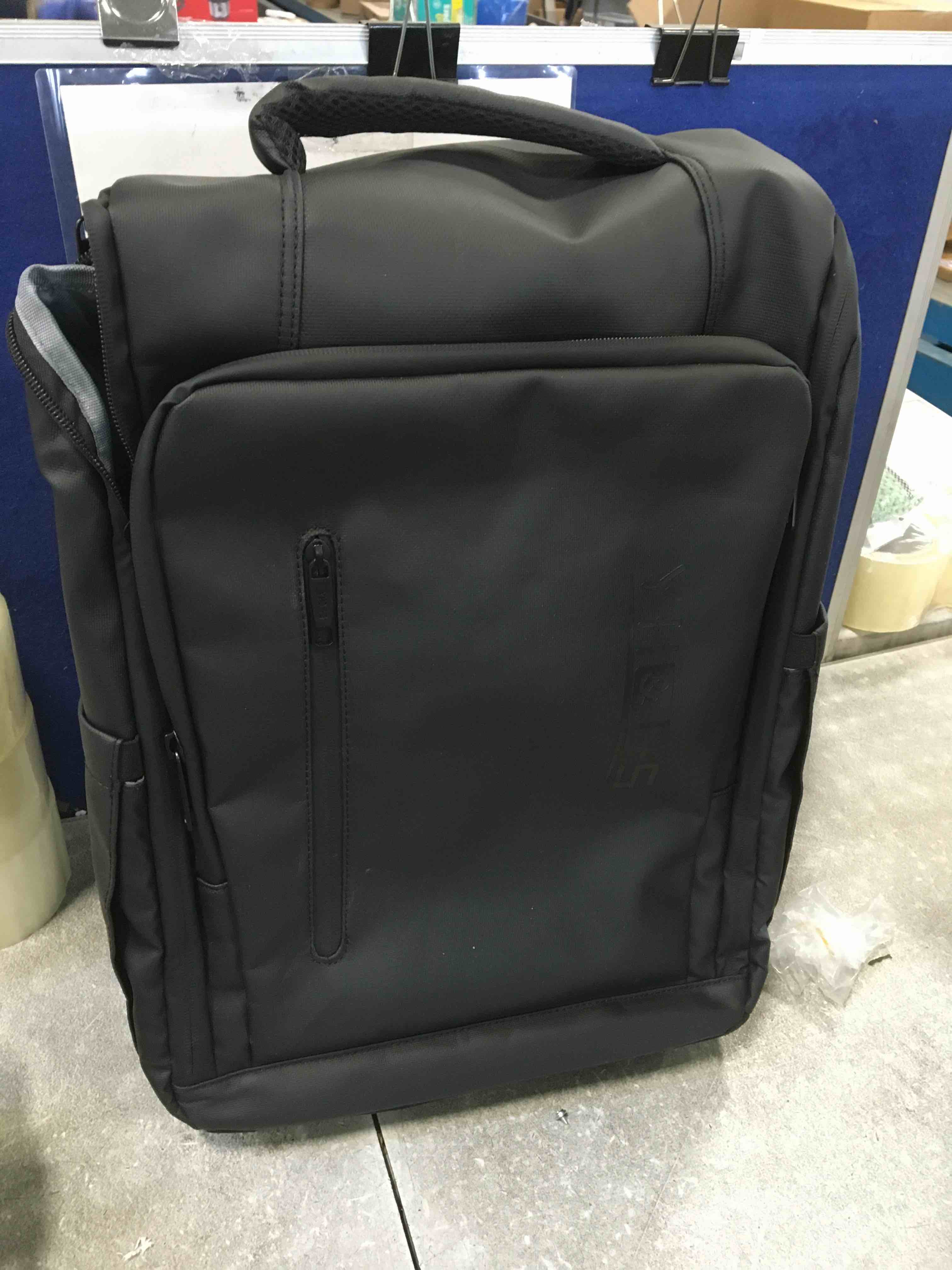 https://s3.amazonaws.com/lotting-images-prod/bidfta/GRA1710072_1741354689040.jpeg