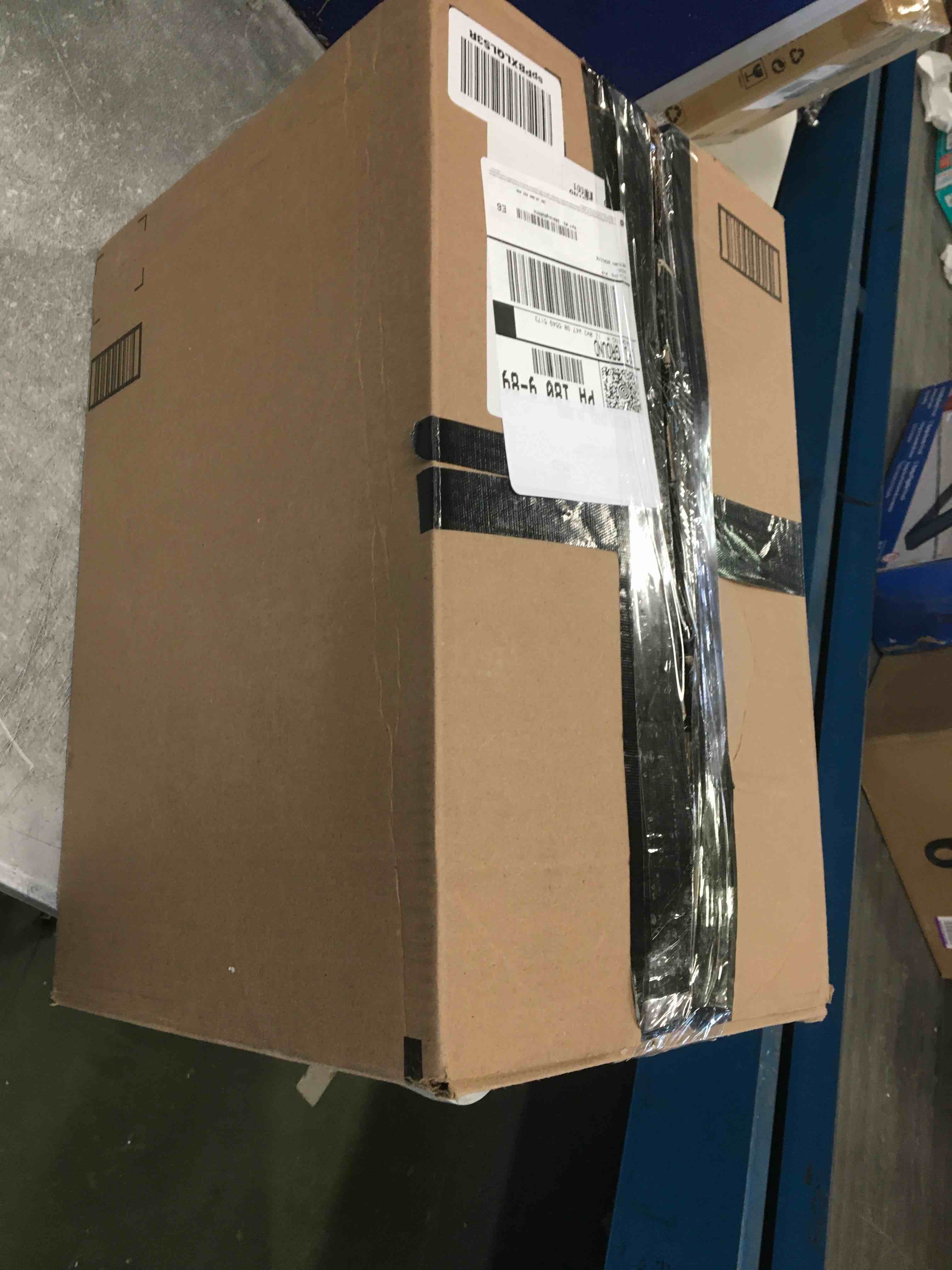 https://s3.amazonaws.com/lotting-images-prod/bidfta/GRA1710072_1741354710928.jpeg