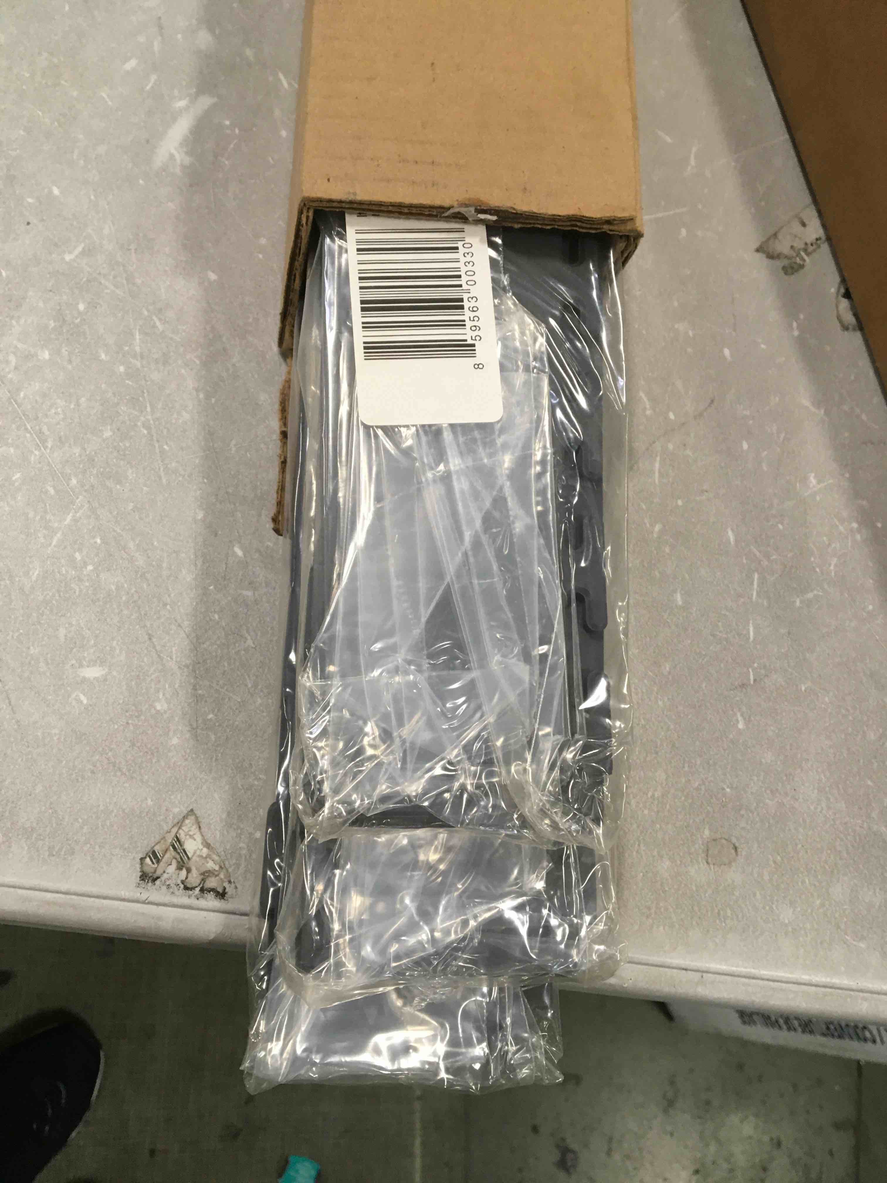 https://s3.amazonaws.com/lotting-images-prod/bidfta/GRA1710222_1741611933587.jpeg