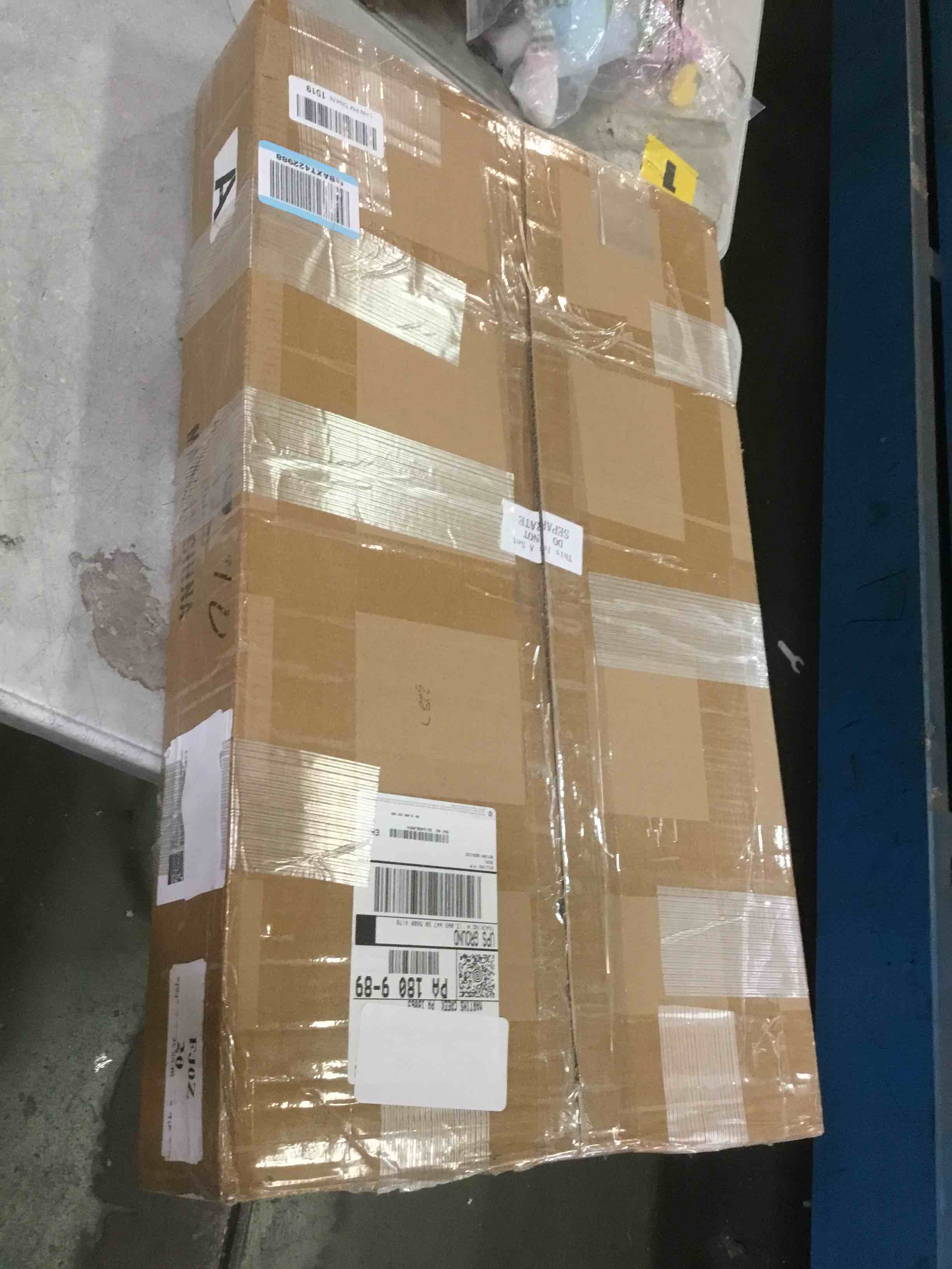 https://s3.amazonaws.com/lotting-images-prod/bidfta/GRA1710590_1741721110879.jpeg