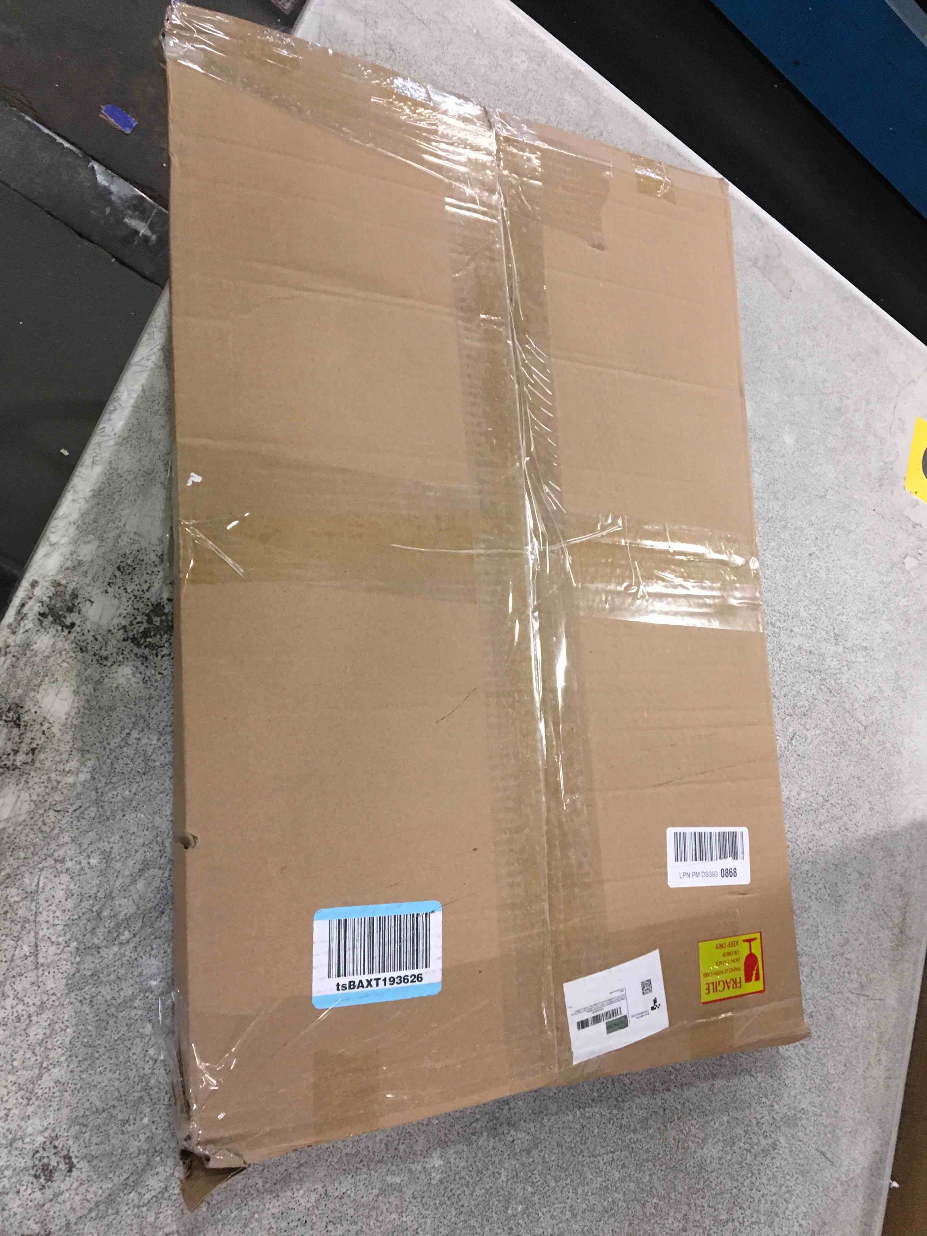https://s3.amazonaws.com/lotting-images-prod/bidfta/GRA1710649_1741786057843.jpeg