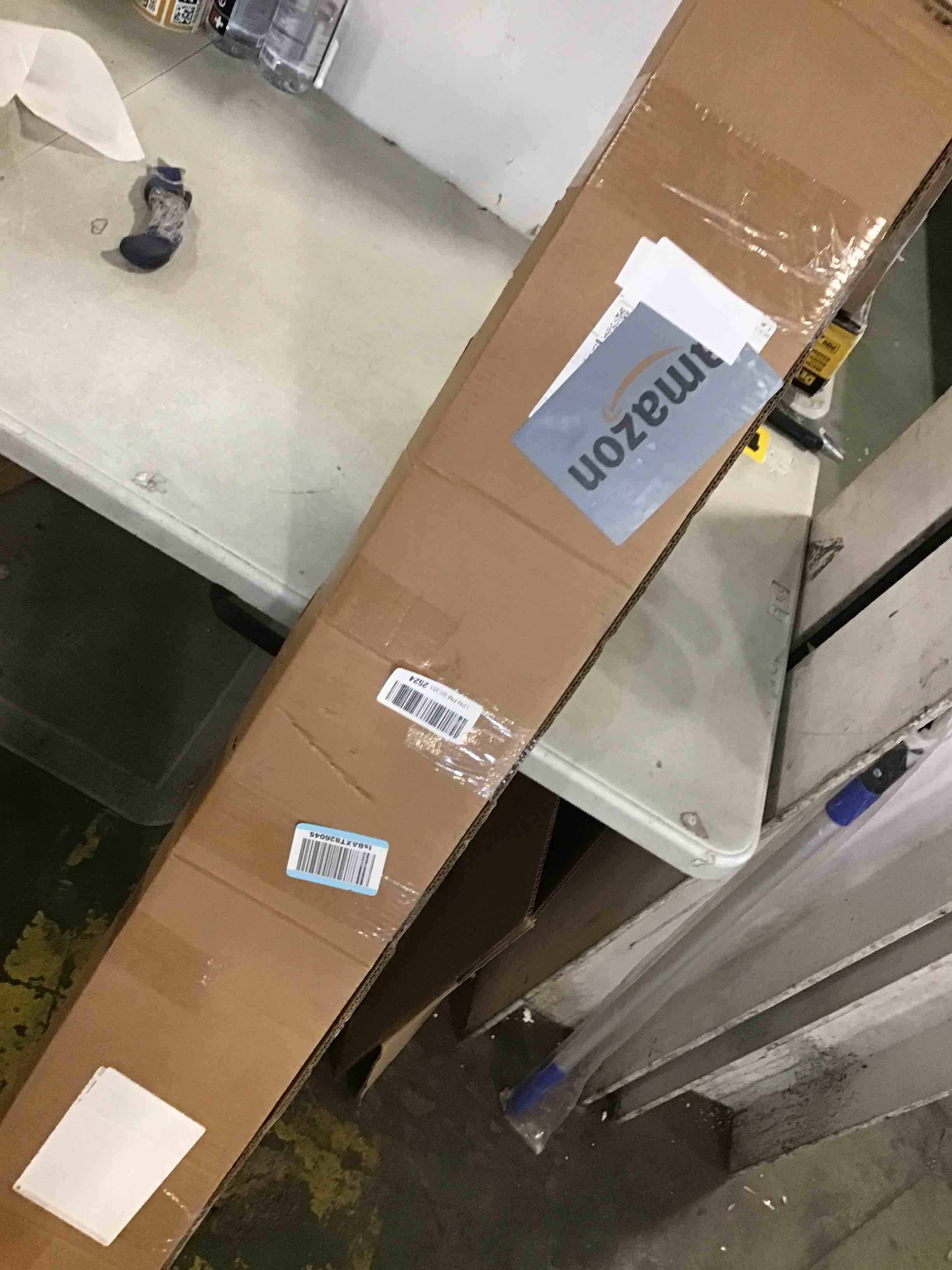 https://s3.amazonaws.com/lotting-images-prod/bidfta/GRA1711148_1734193575007.jpeg