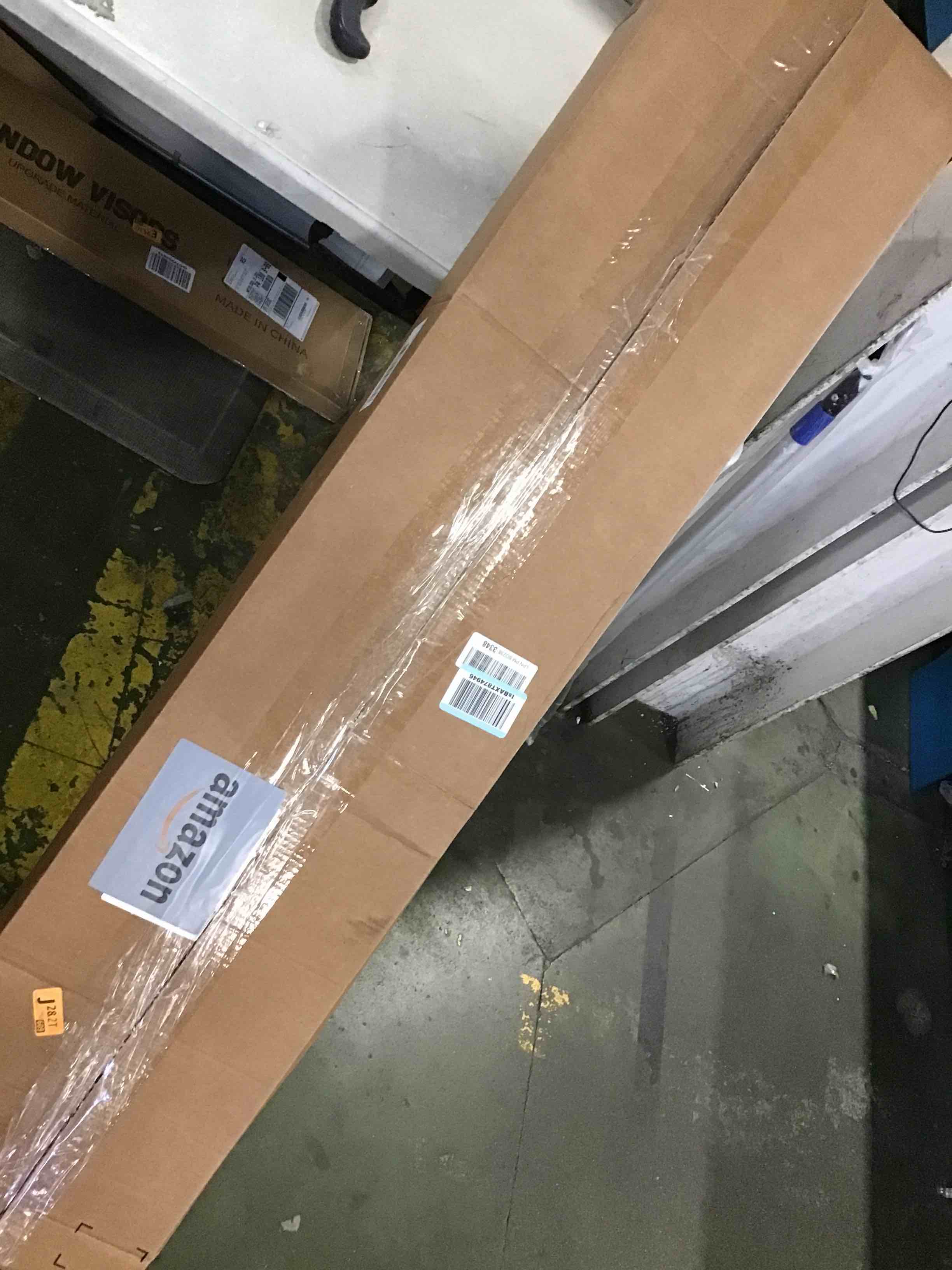 https://s3.amazonaws.com/lotting-images-prod/bidfta/GRA1711152_1734193891978.jpeg