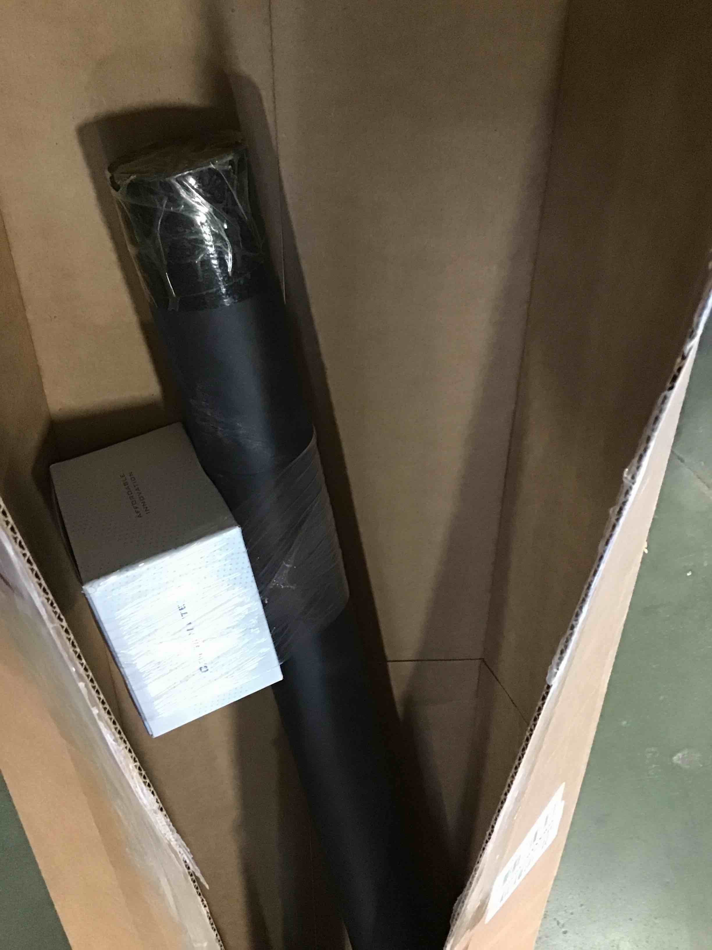 https://s3.amazonaws.com/lotting-images-prod/bidfta/GRA1711152_1734193914218.jpeg