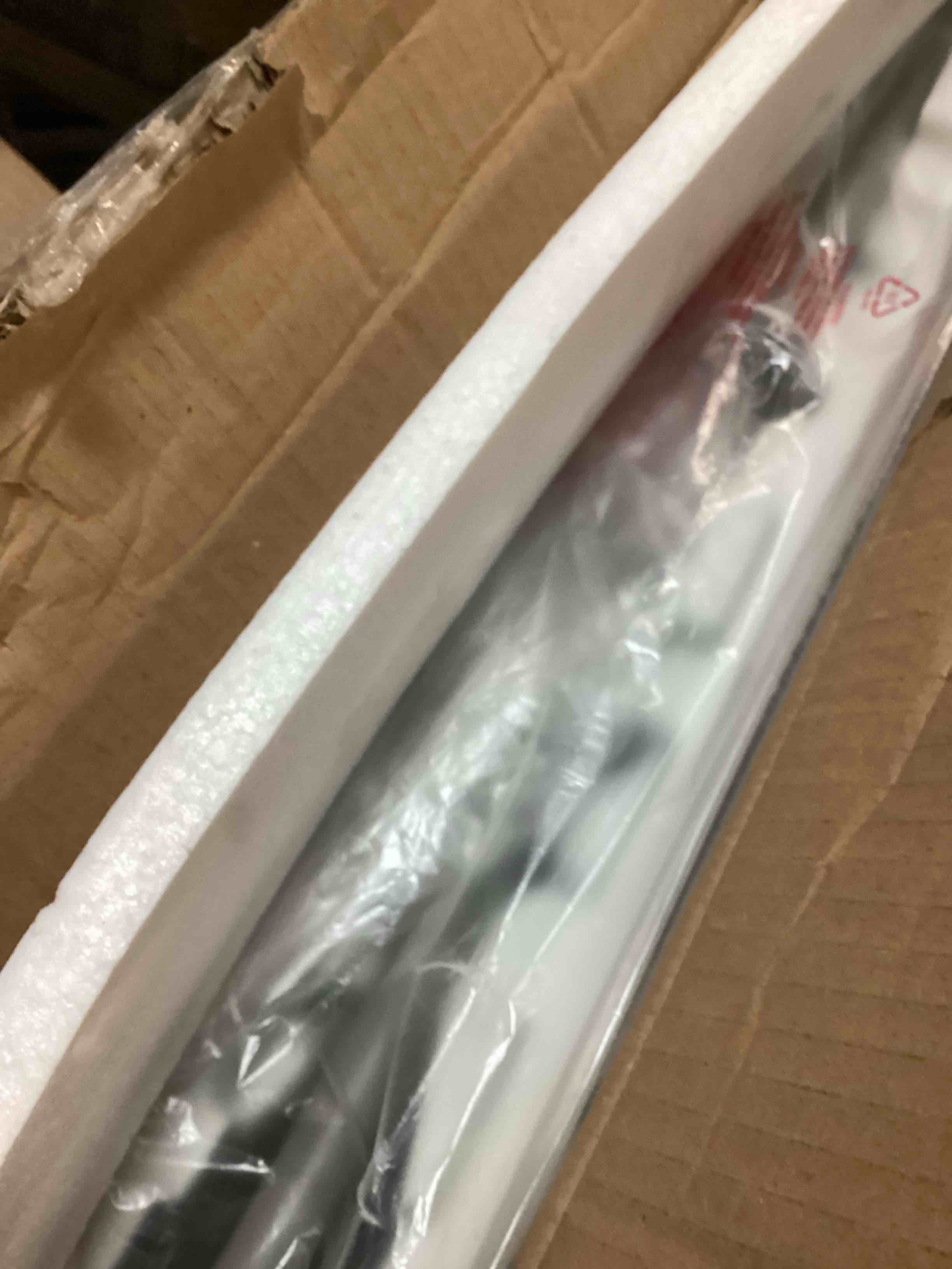 https://s3.amazonaws.com/lotting-images-prod/bidfta/GRA1711310_1734366179817.jpeg
