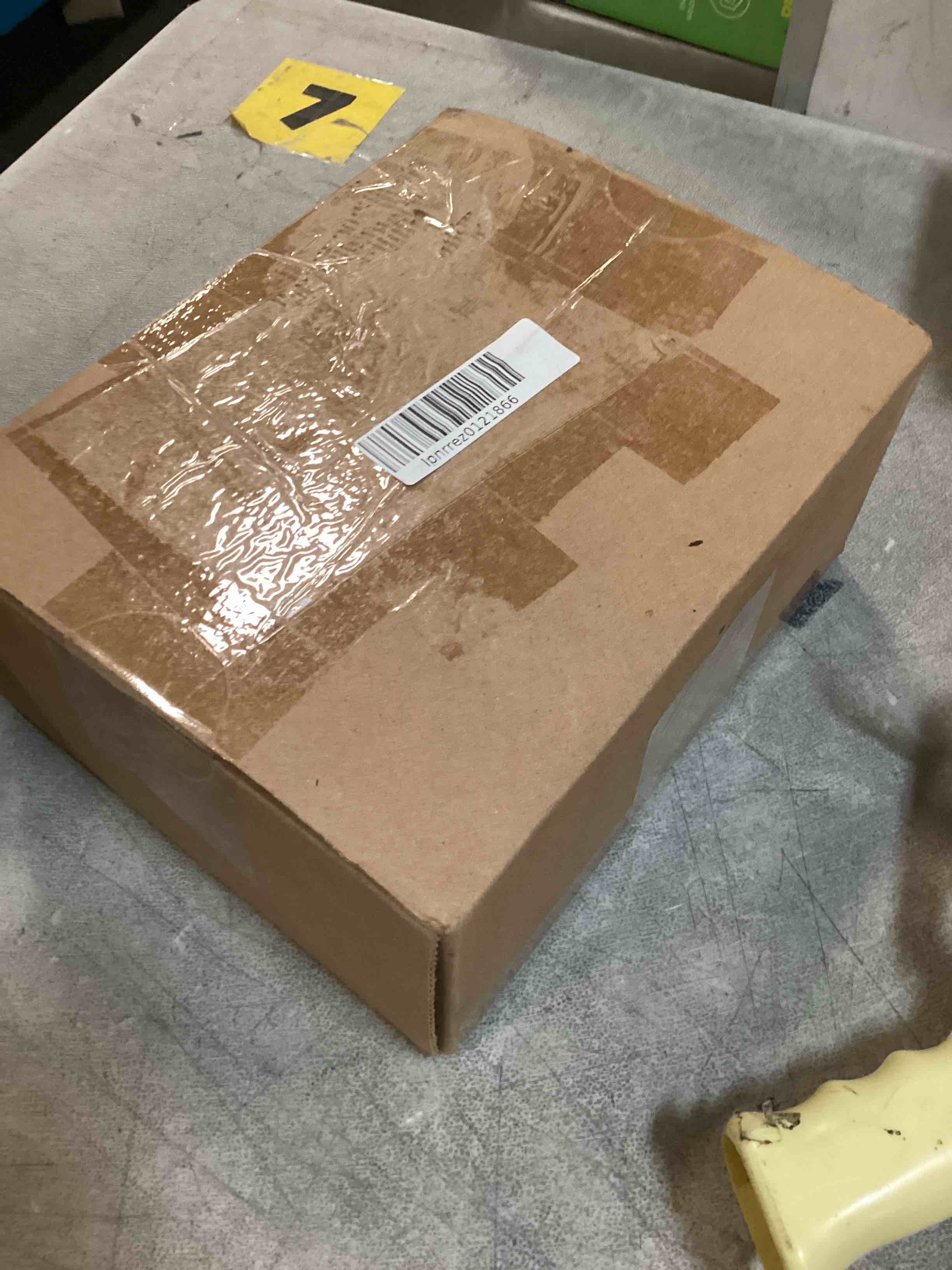 https://s3.amazonaws.com/lotting-images-prod/bidfta/GRA1711432_1734380877044.jpeg