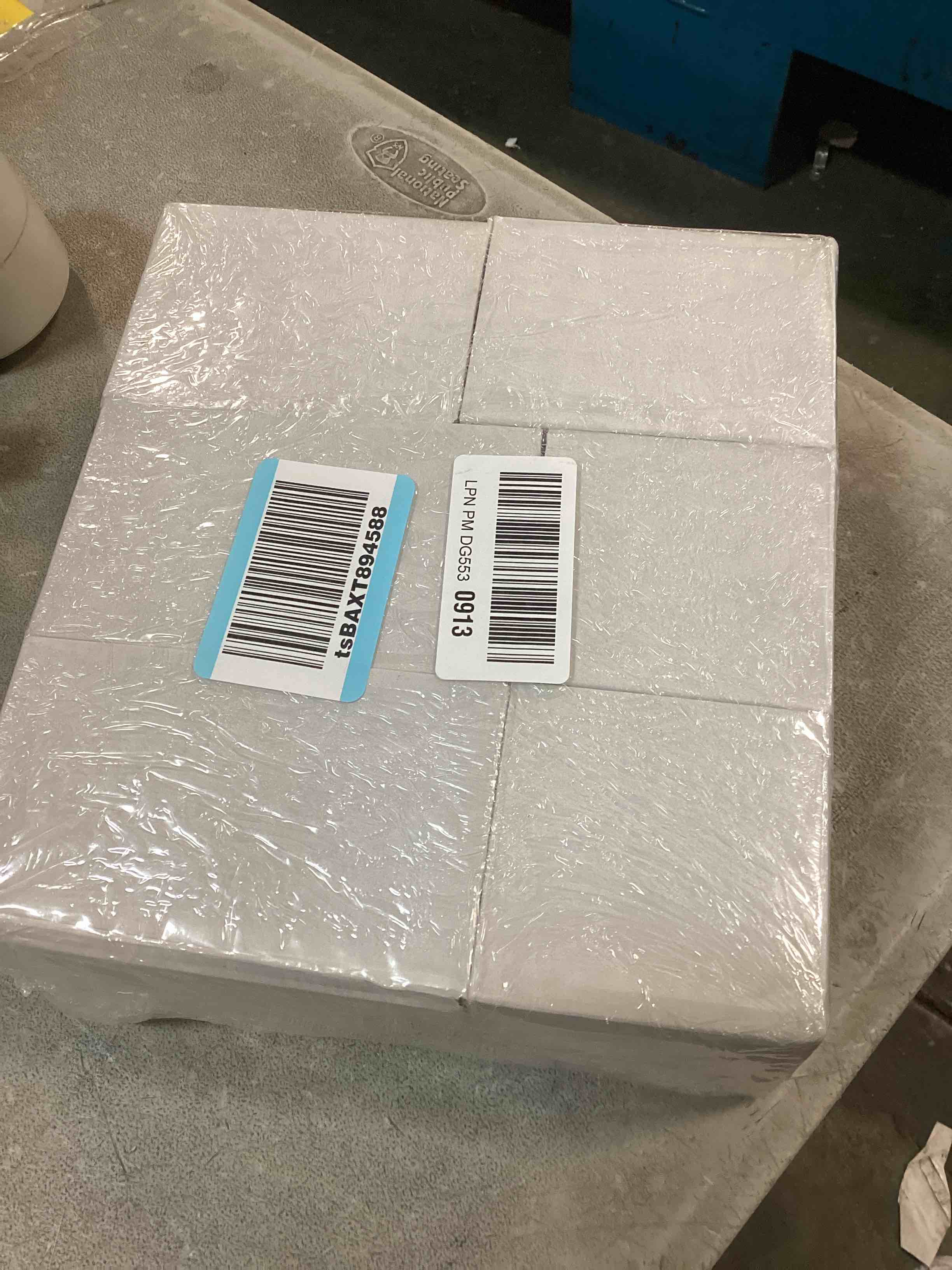 https://s3.amazonaws.com/lotting-images-prod/bidfta/GRA1711663_1734468317846.jpeg