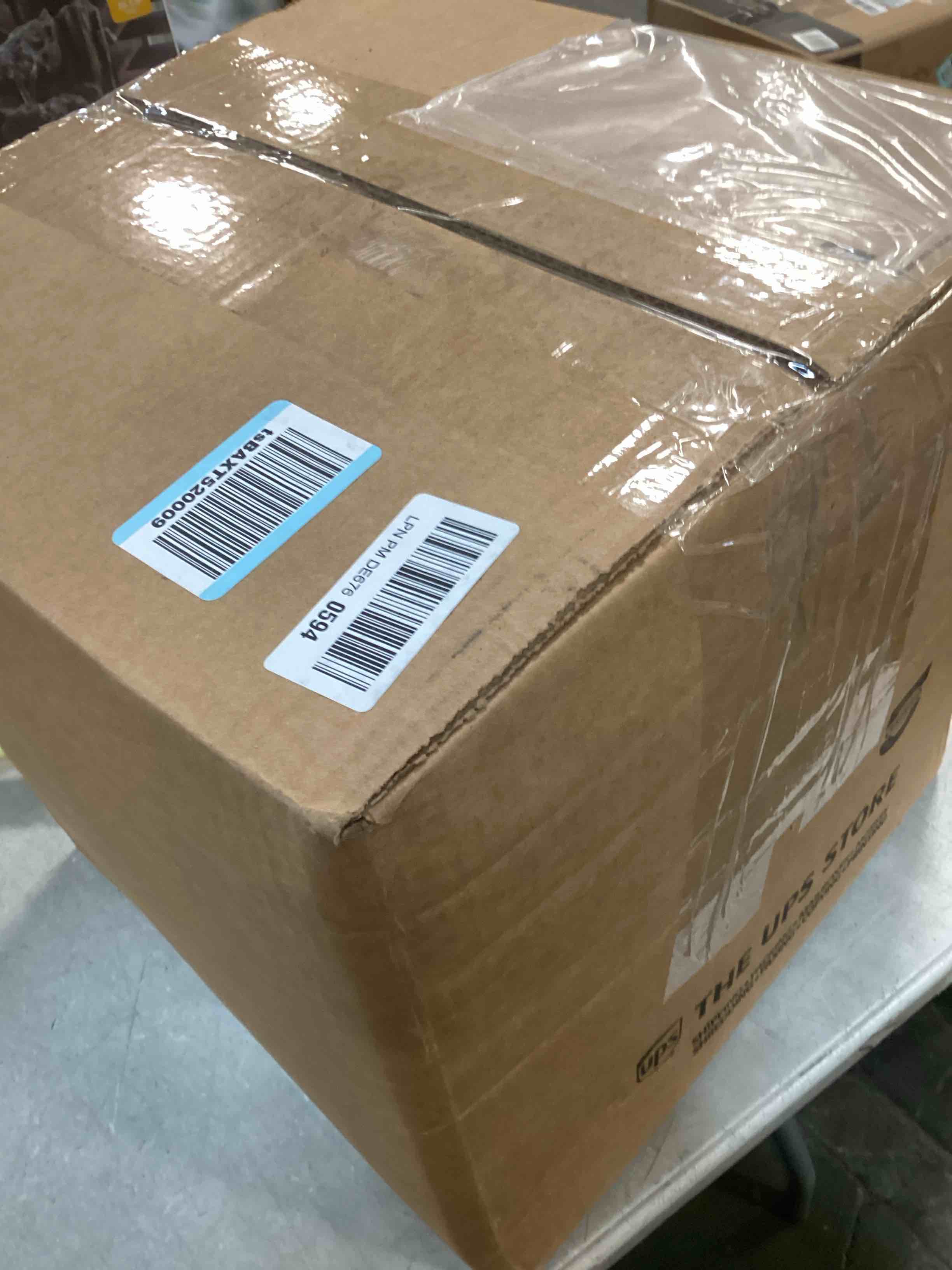 https://s3.amazonaws.com/lotting-images-prod/bidfta/GRA1711960_1734616502547.jpeg