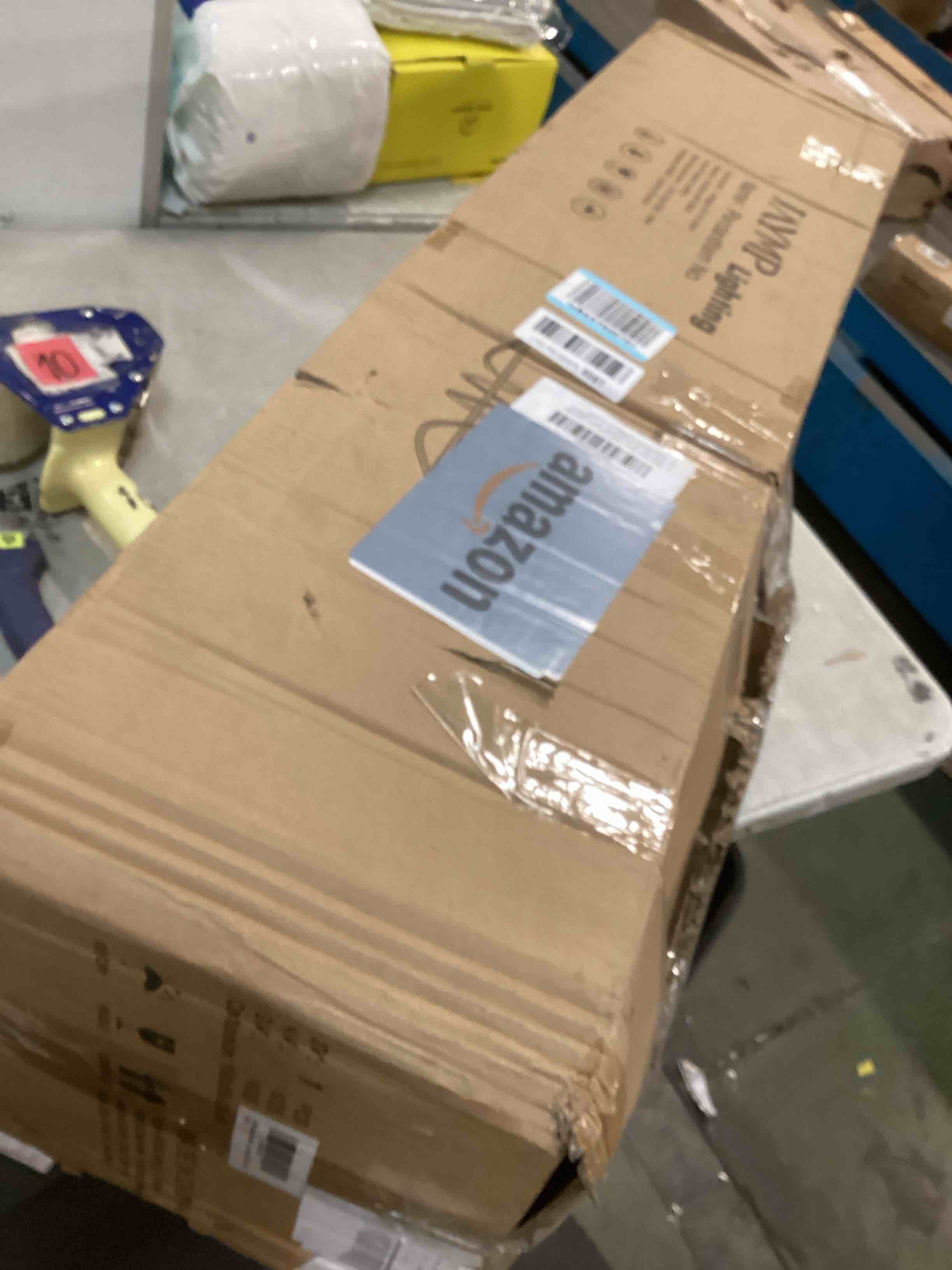 https://s3.amazonaws.com/lotting-images-prod/bidfta/GRA1712009_1734623263612.jpeg