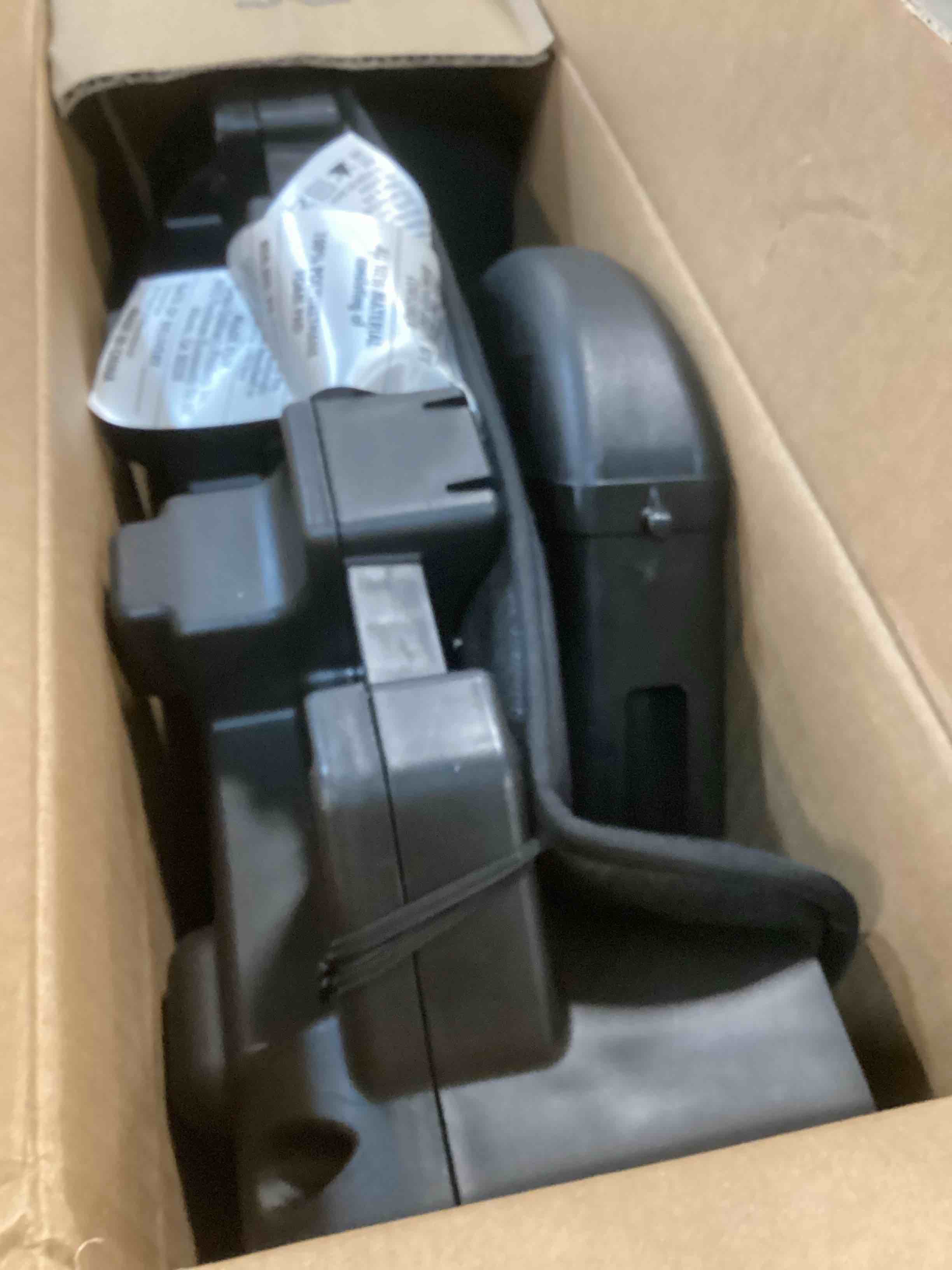 https://s3.amazonaws.com/lotting-images-prod/bidfta/GRA1712031_1734625638904.jpeg