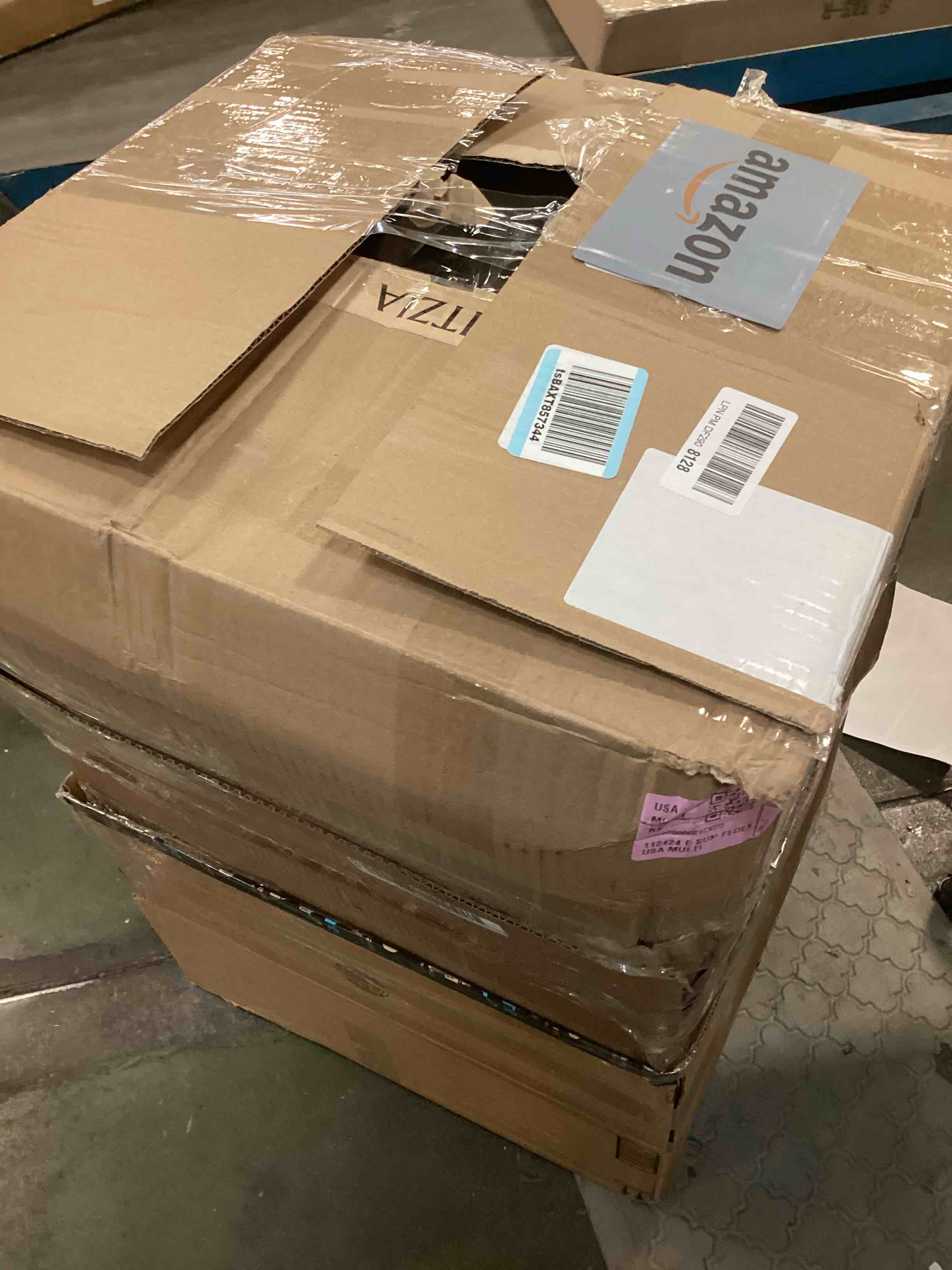 https://s3.amazonaws.com/lotting-images-prod/bidfta/GRA1712362_1734723614658.jpeg