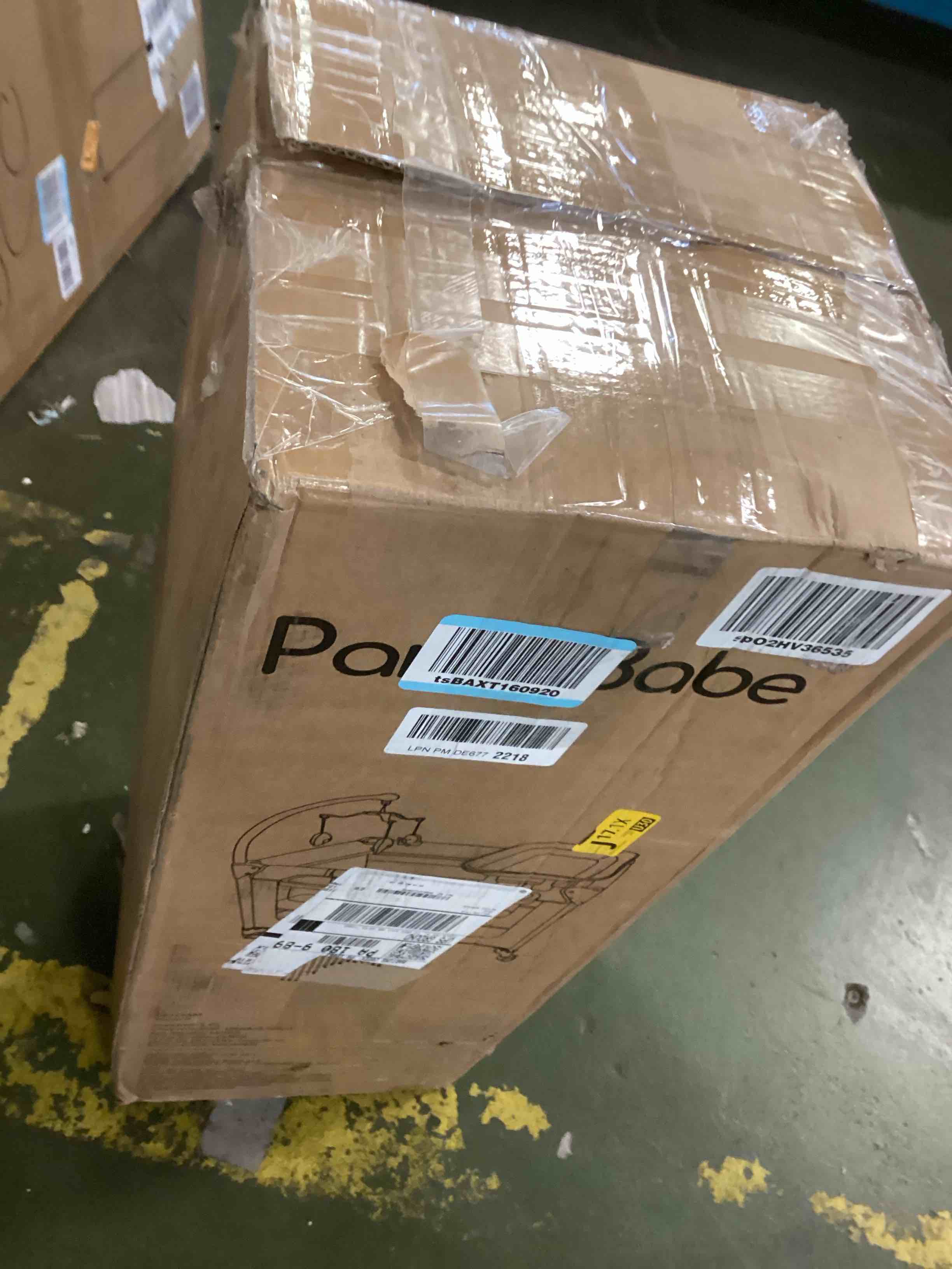 https://s3.amazonaws.com/lotting-images-prod/bidfta/GRA1713209_1735242709924.jpeg