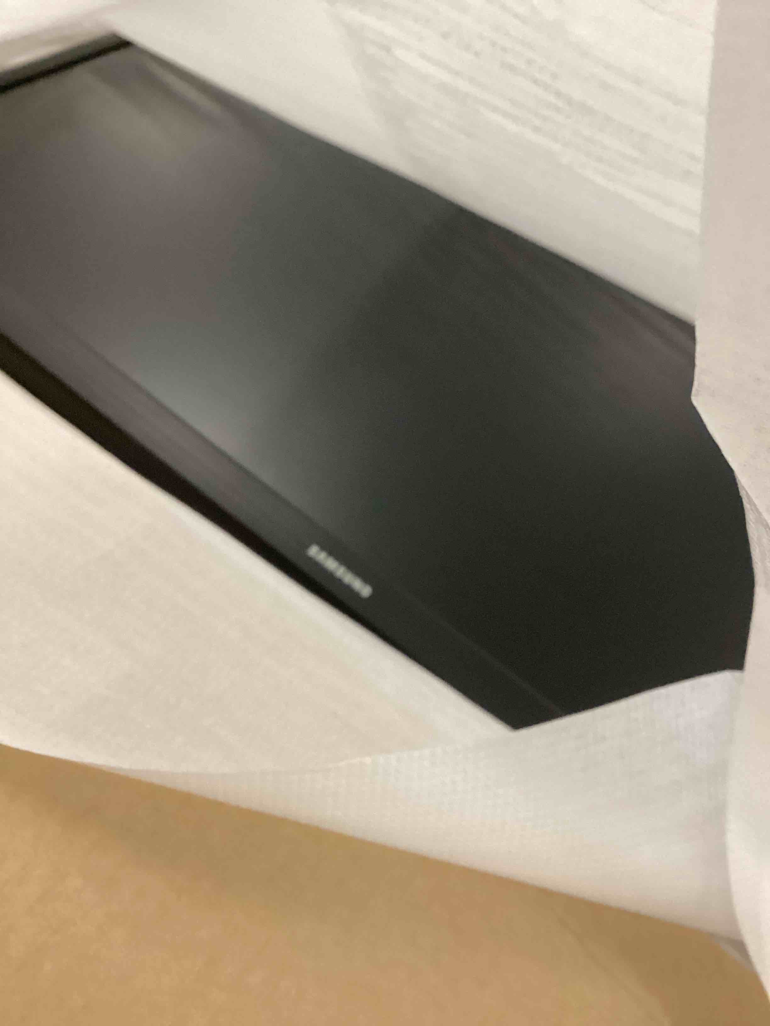 https://s3.amazonaws.com/lotting-images-prod/bidfta/GRA1713290_1735308741309.jpeg