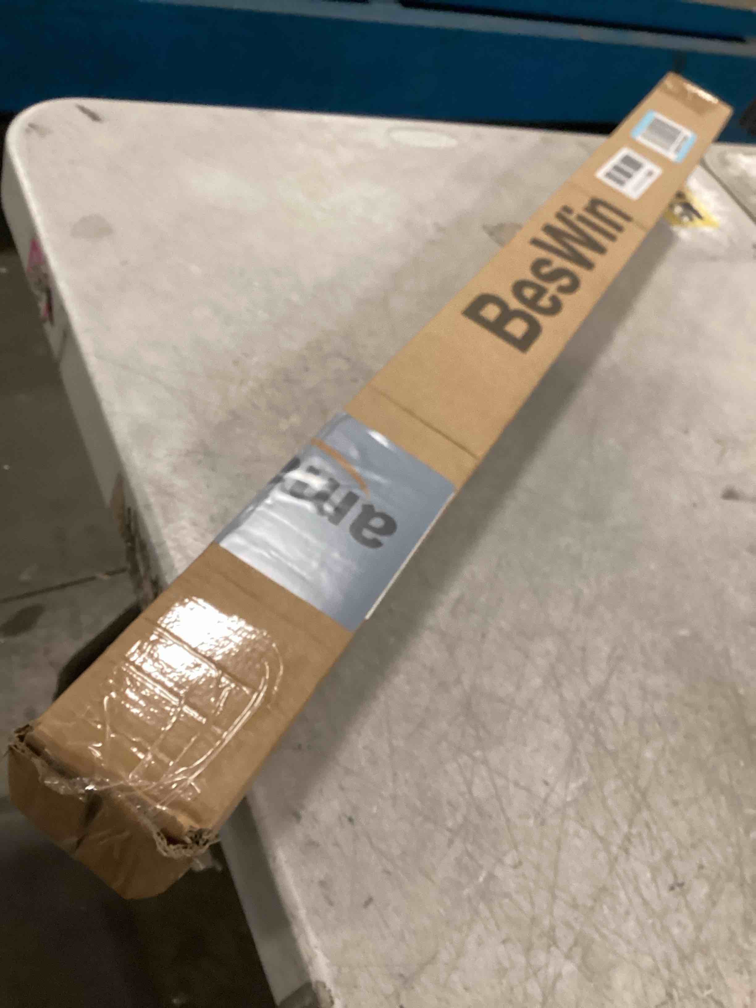 https://s3.amazonaws.com/lotting-images-prod/bidfta/GRA1713334_1735314312645.jpeg