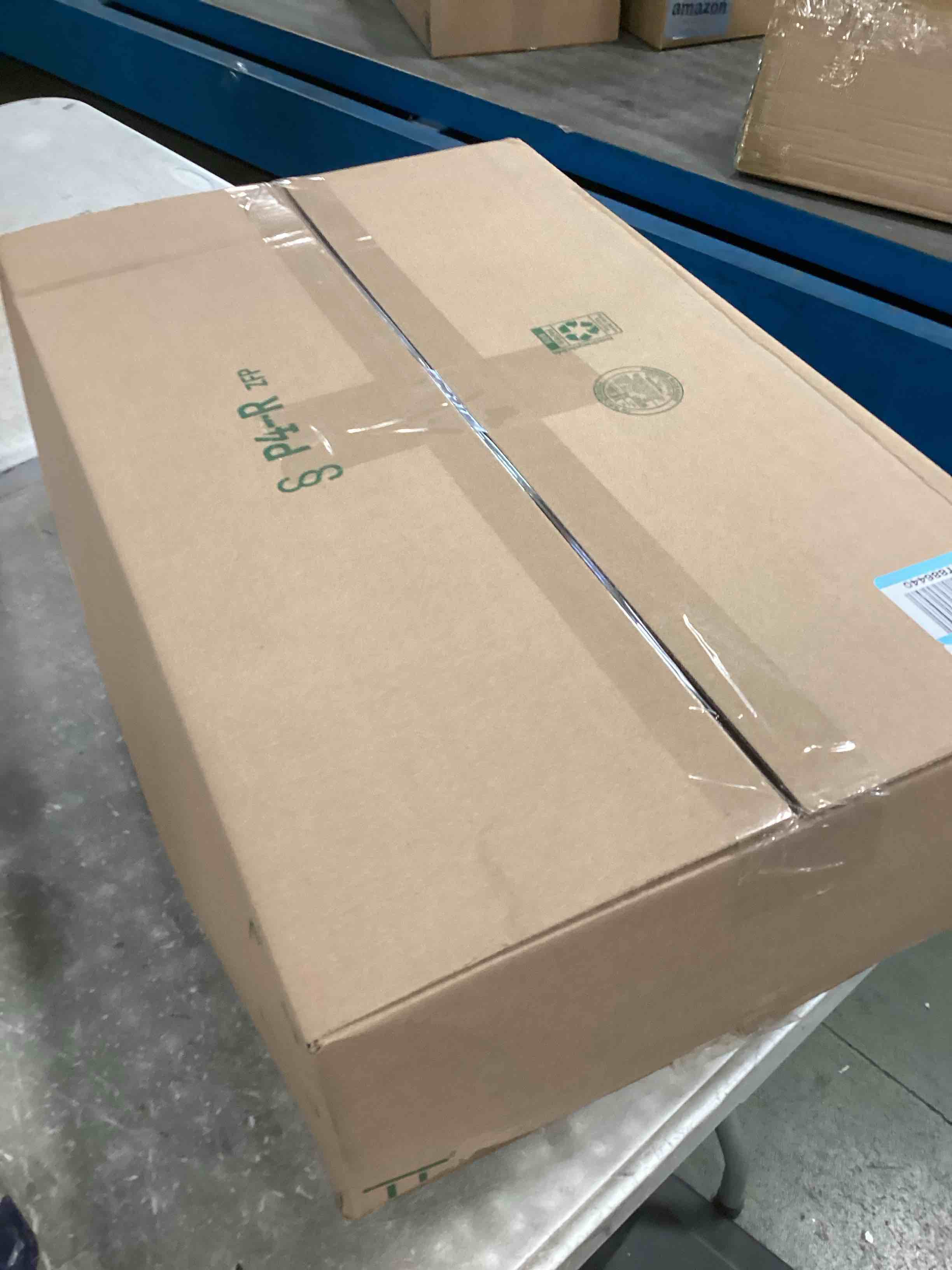 https://s3.amazonaws.com/lotting-images-prod/bidfta/GRA1713505_1735567622658.jpeg
