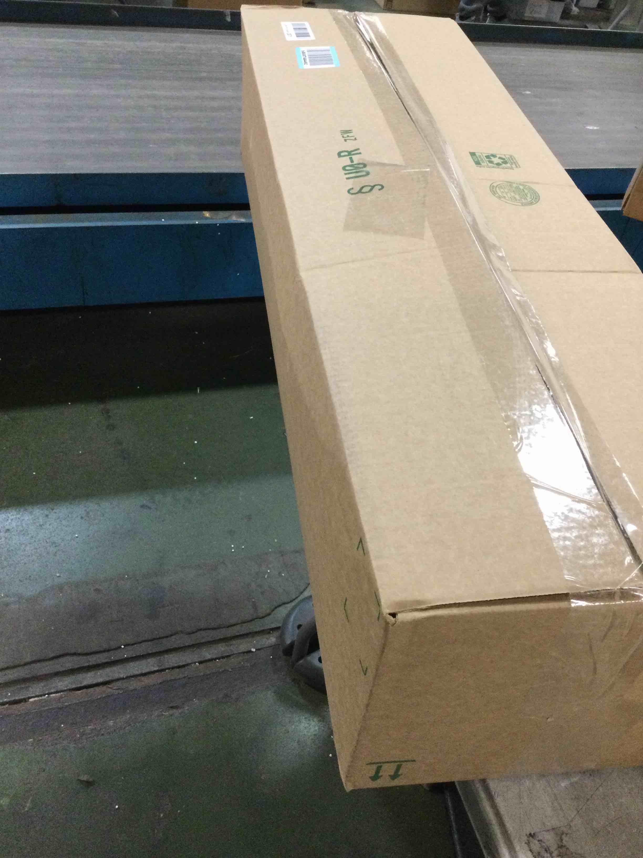 https://s3.amazonaws.com/lotting-images-prod/bidfta/GRA1717207_1735614442129.jpeg