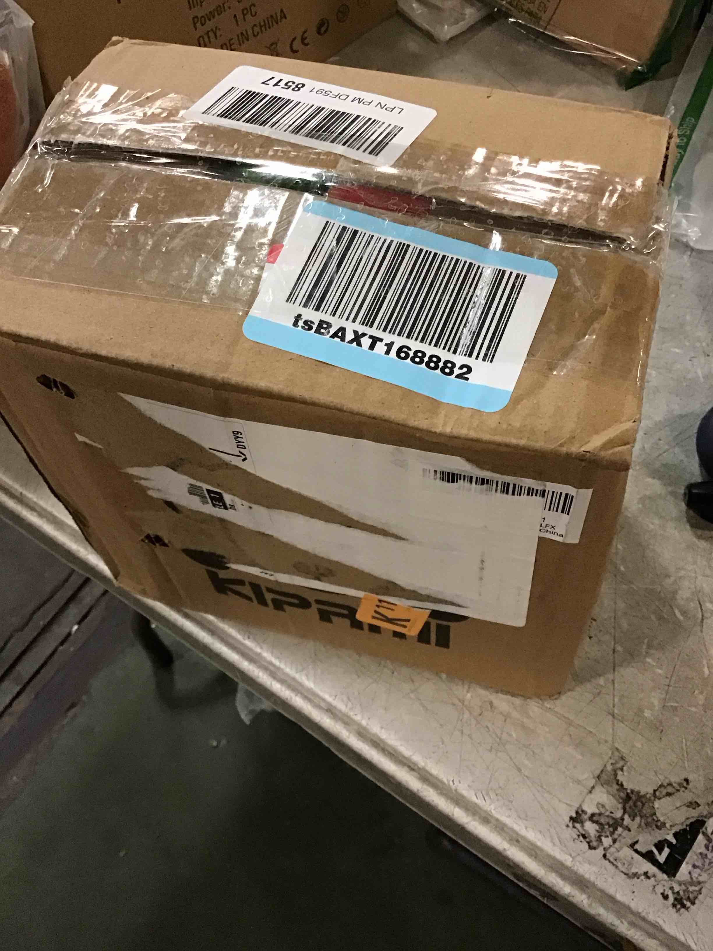 https://s3.amazonaws.com/lotting-images-prod/bidfta/GRA1717504_1735866631794.jpeg