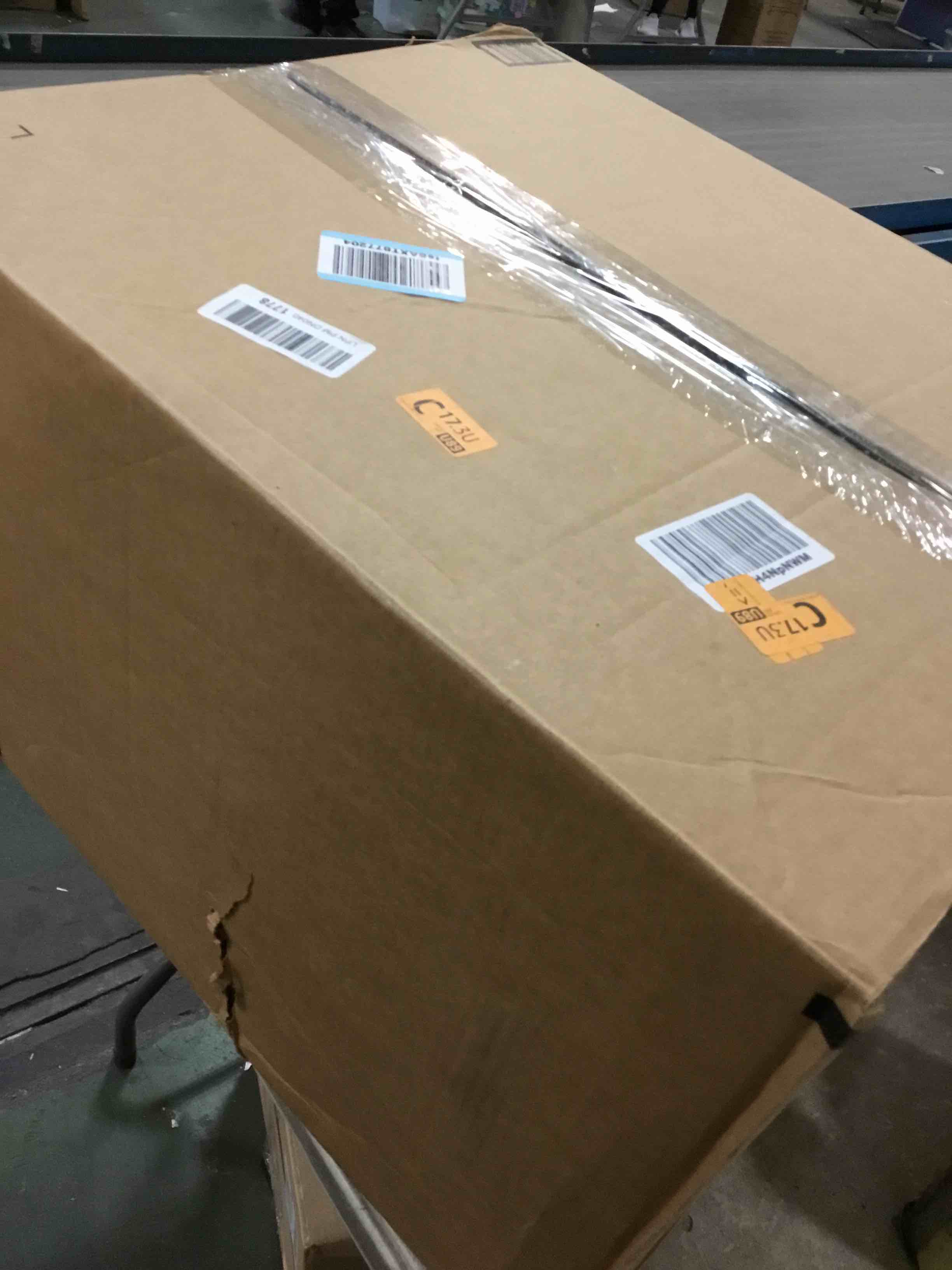https://s3.amazonaws.com/lotting-images-prod/bidfta/GRA1717672_1735969946809.jpeg