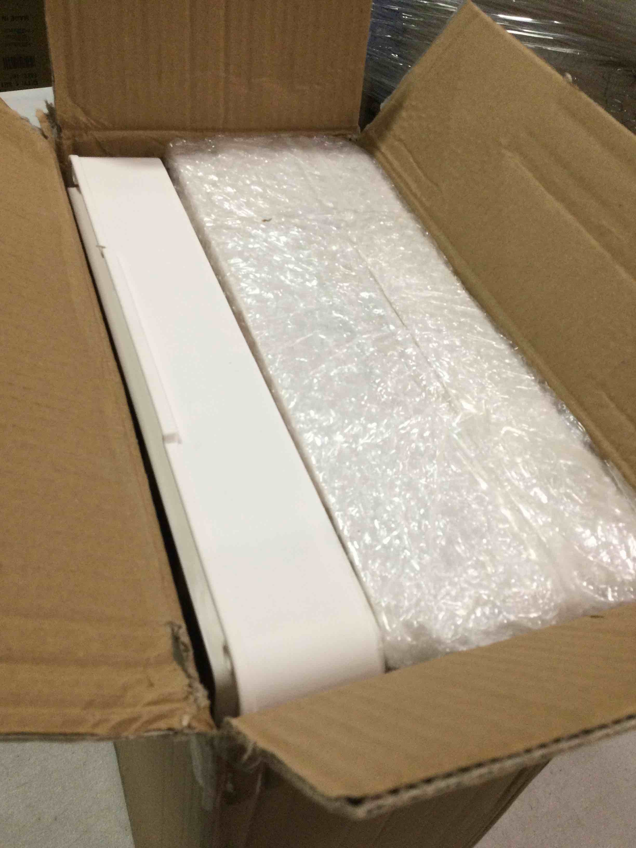 https://s3.amazonaws.com/lotting-images-prod/bidfta/GRA1717687_1736253155520.jpeg