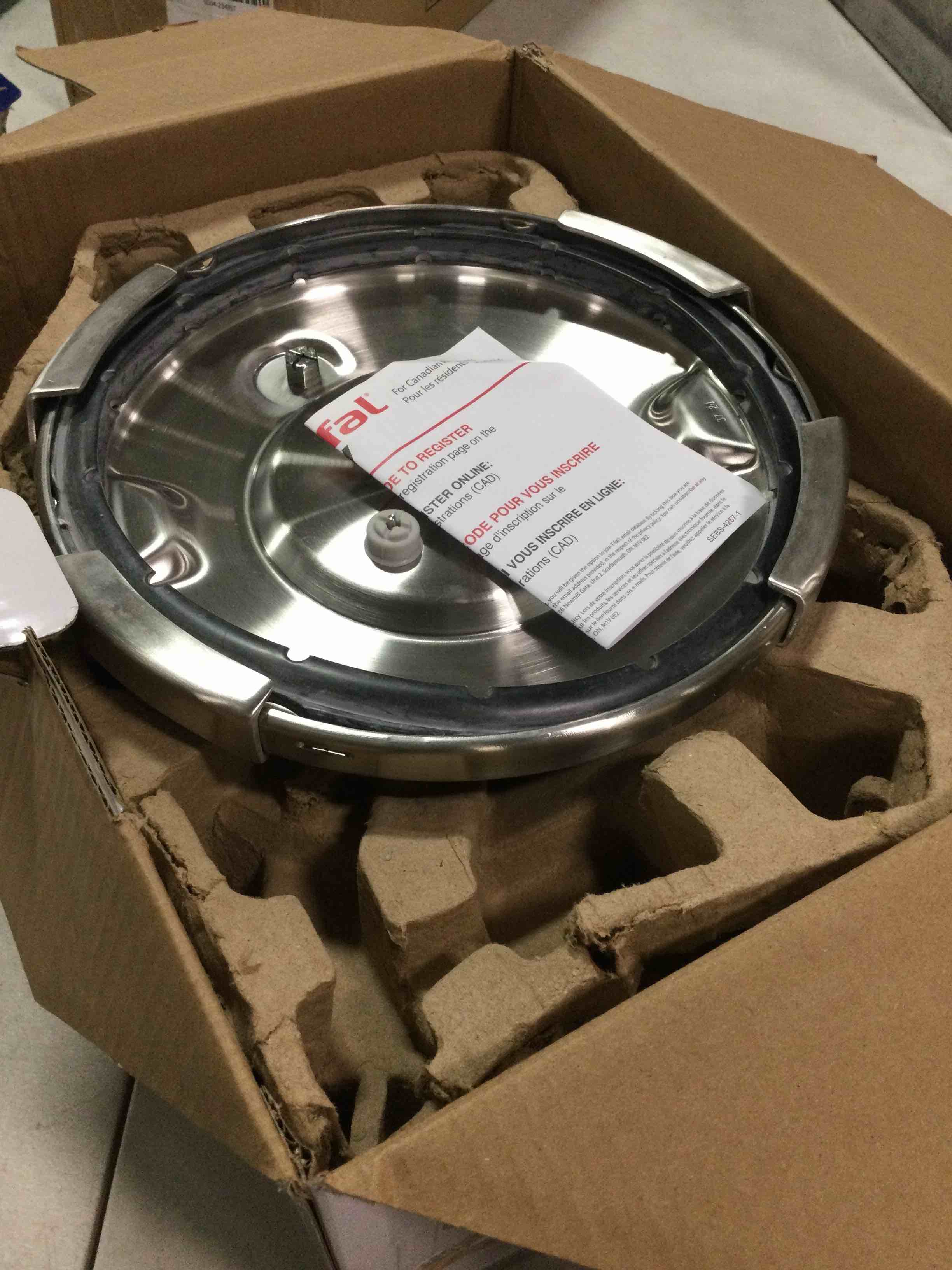 https://s3.amazonaws.com/lotting-images-prod/bidfta/GRA1717700_1736254867195.jpeg
