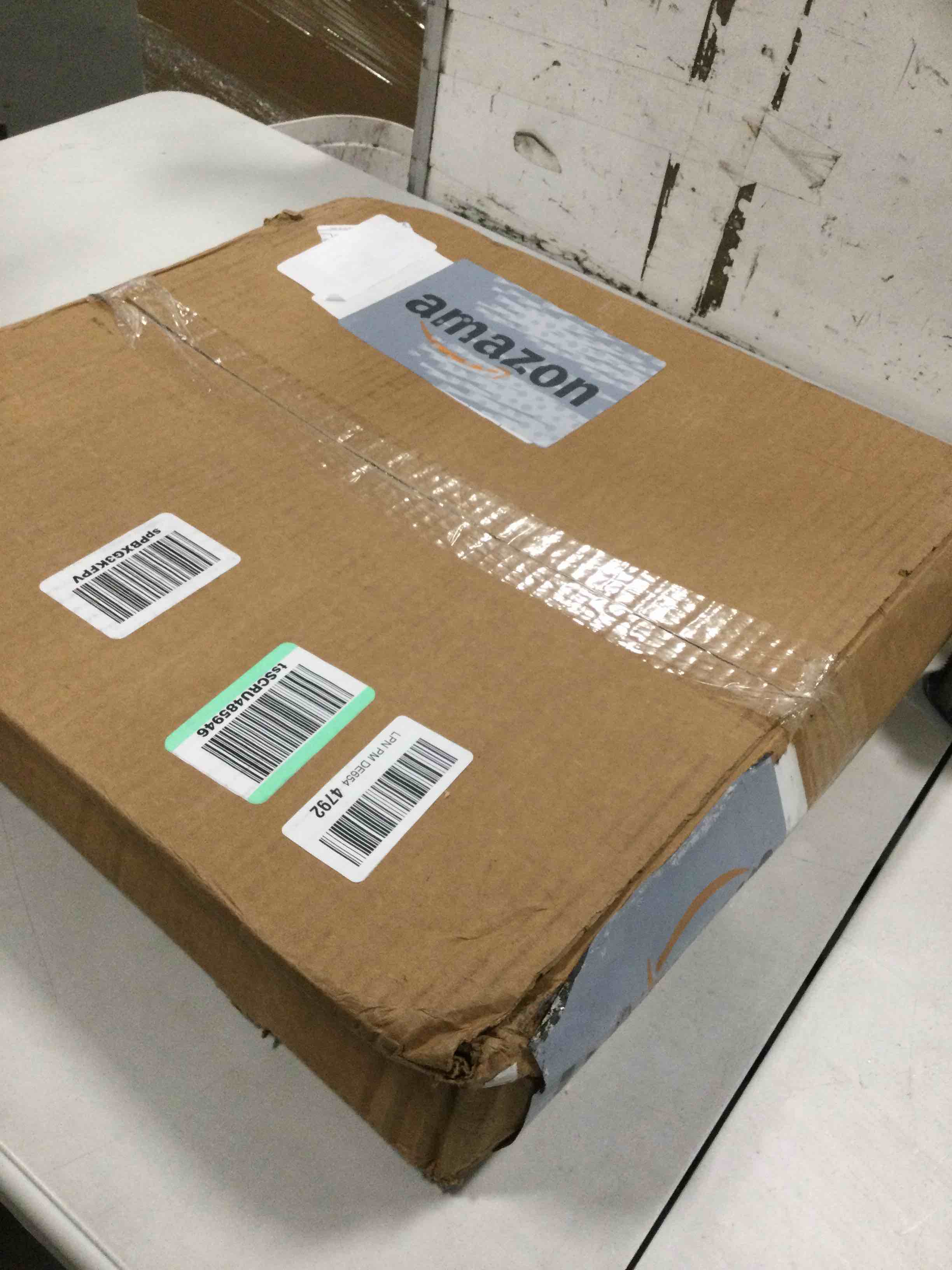 https://s3.amazonaws.com/lotting-images-prod/bidfta/GRA1717728_1736259361667.jpeg
