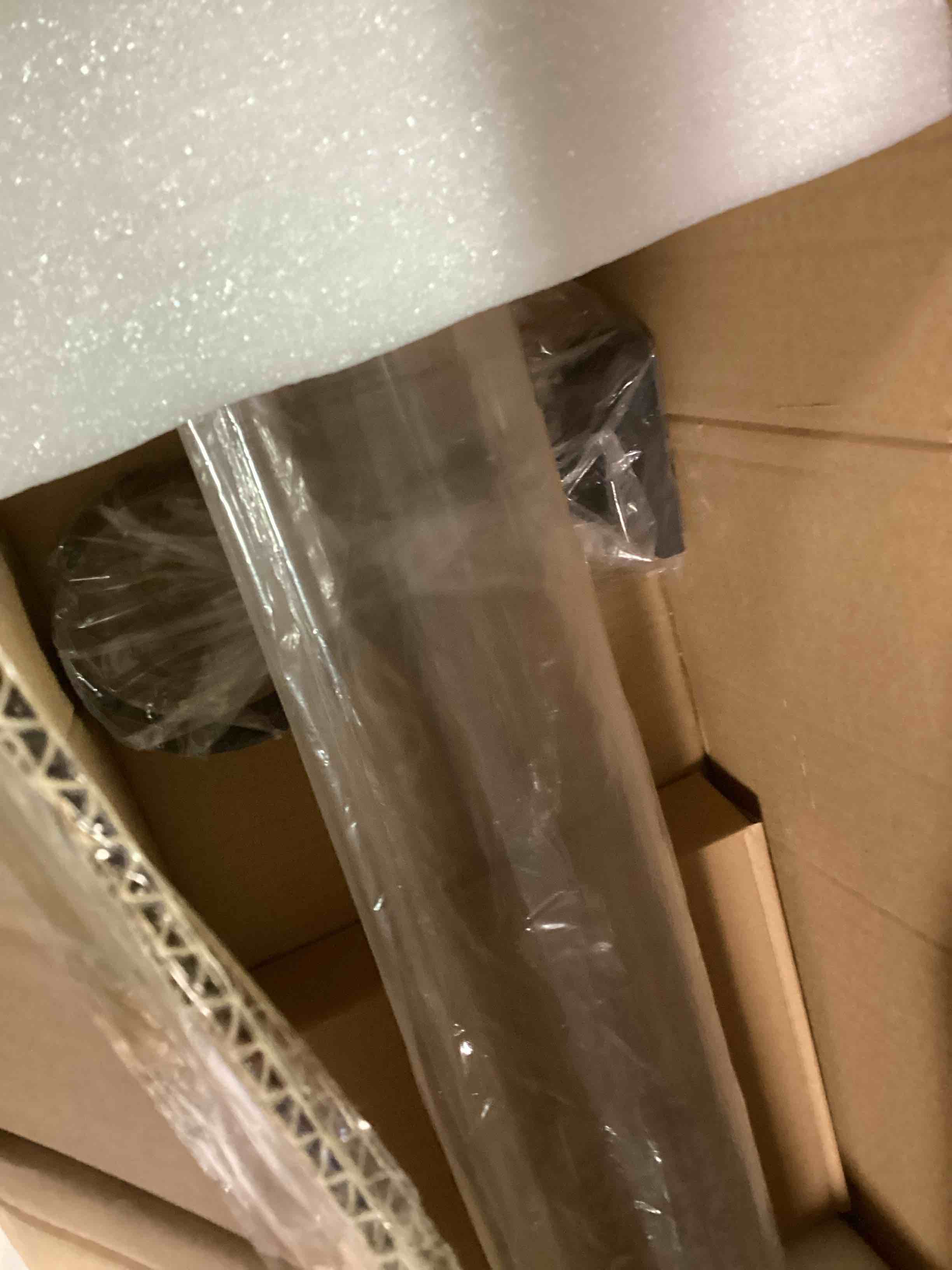 https://s3.amazonaws.com/lotting-images-prod/bidfta/GRA1718467_1736794248131.jpeg